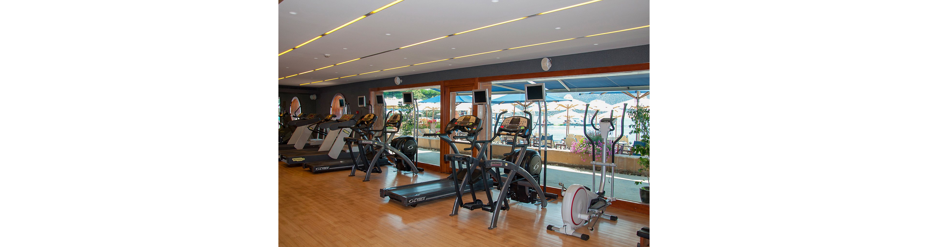 Grand Resort Lagonissi