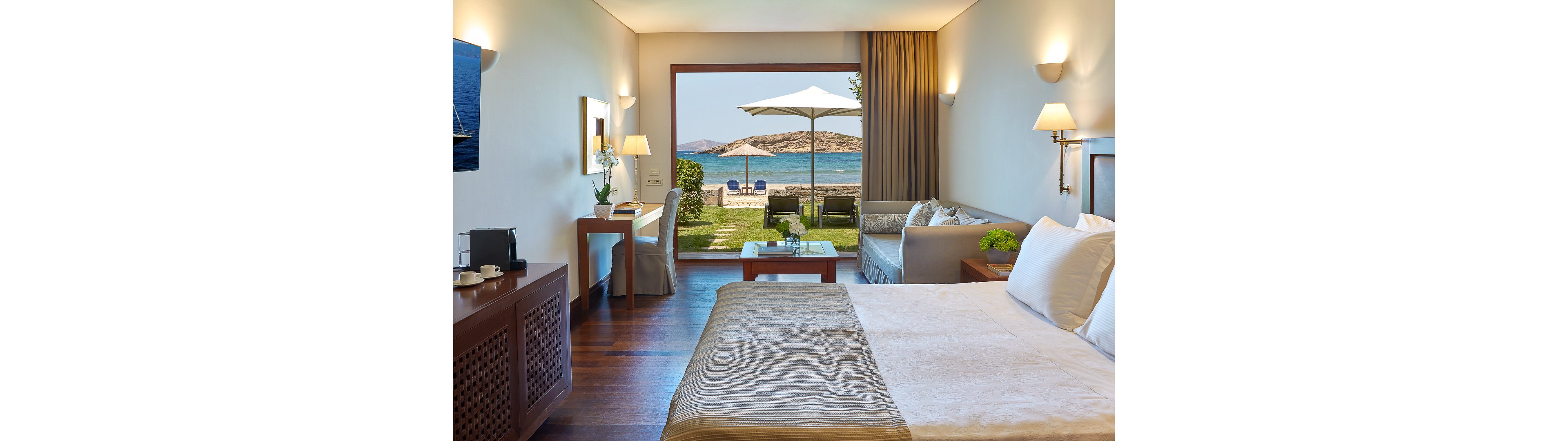 Grand Resort Lagonissi