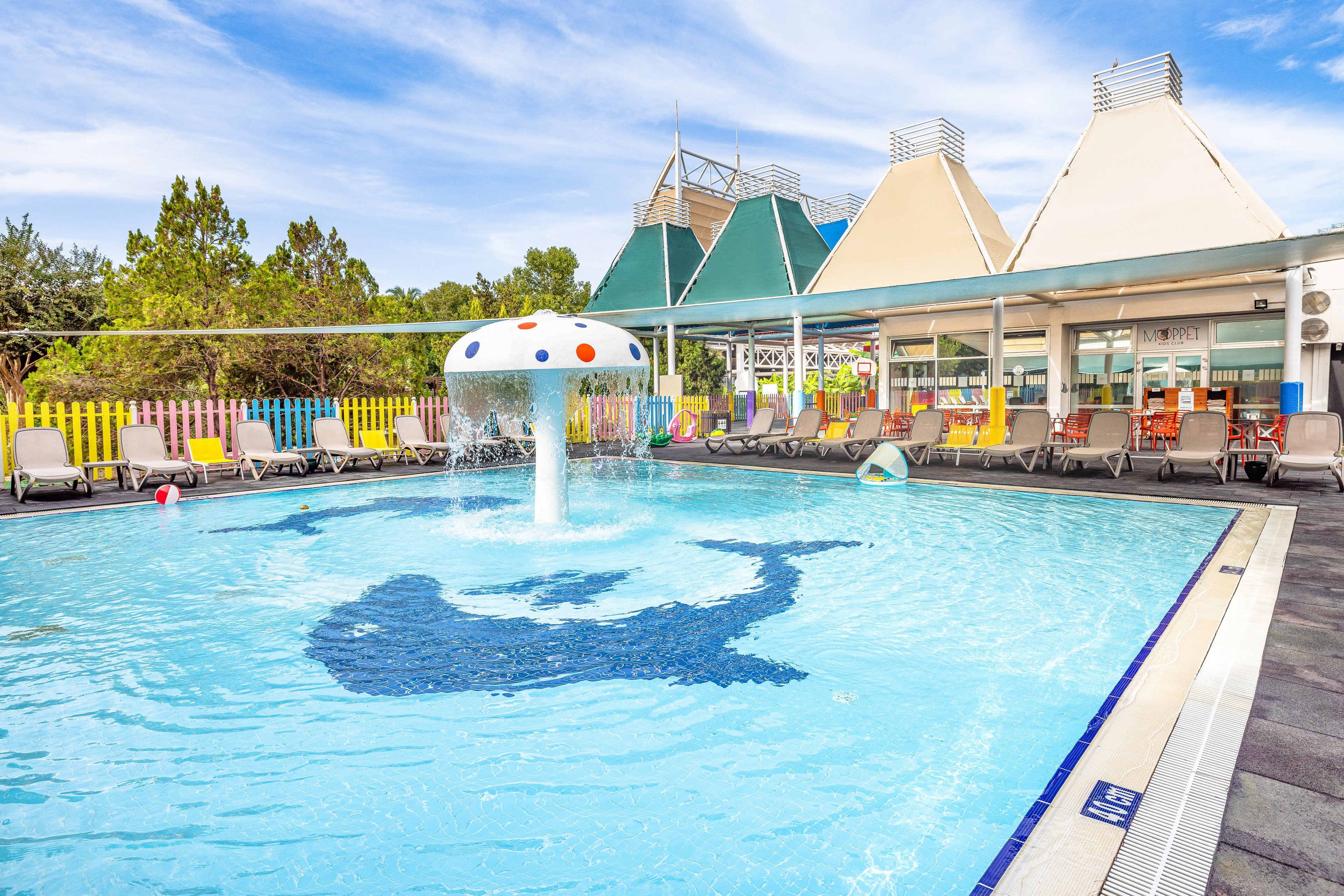 Concorde Deluxe Resort