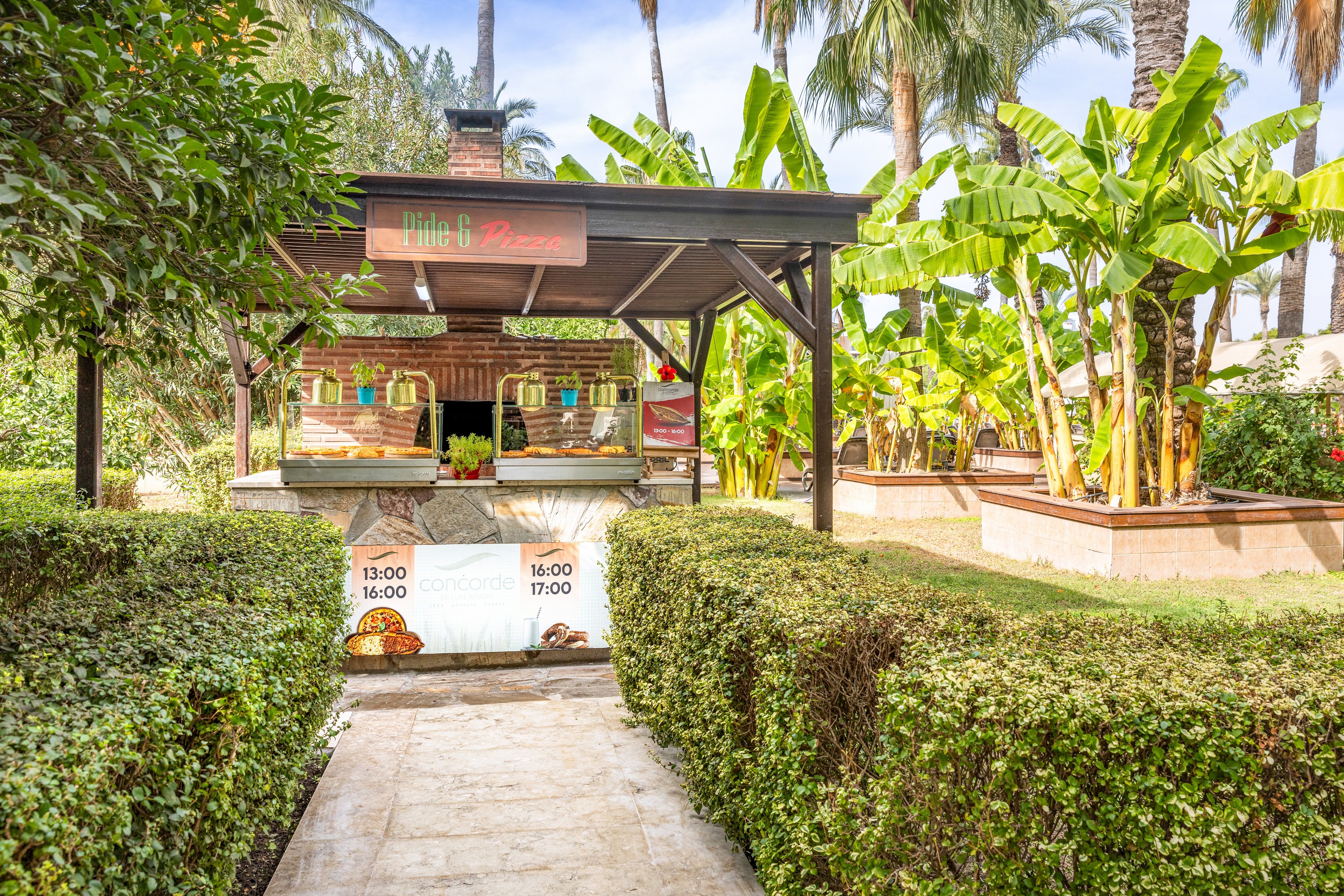 Concorde Deluxe Resort