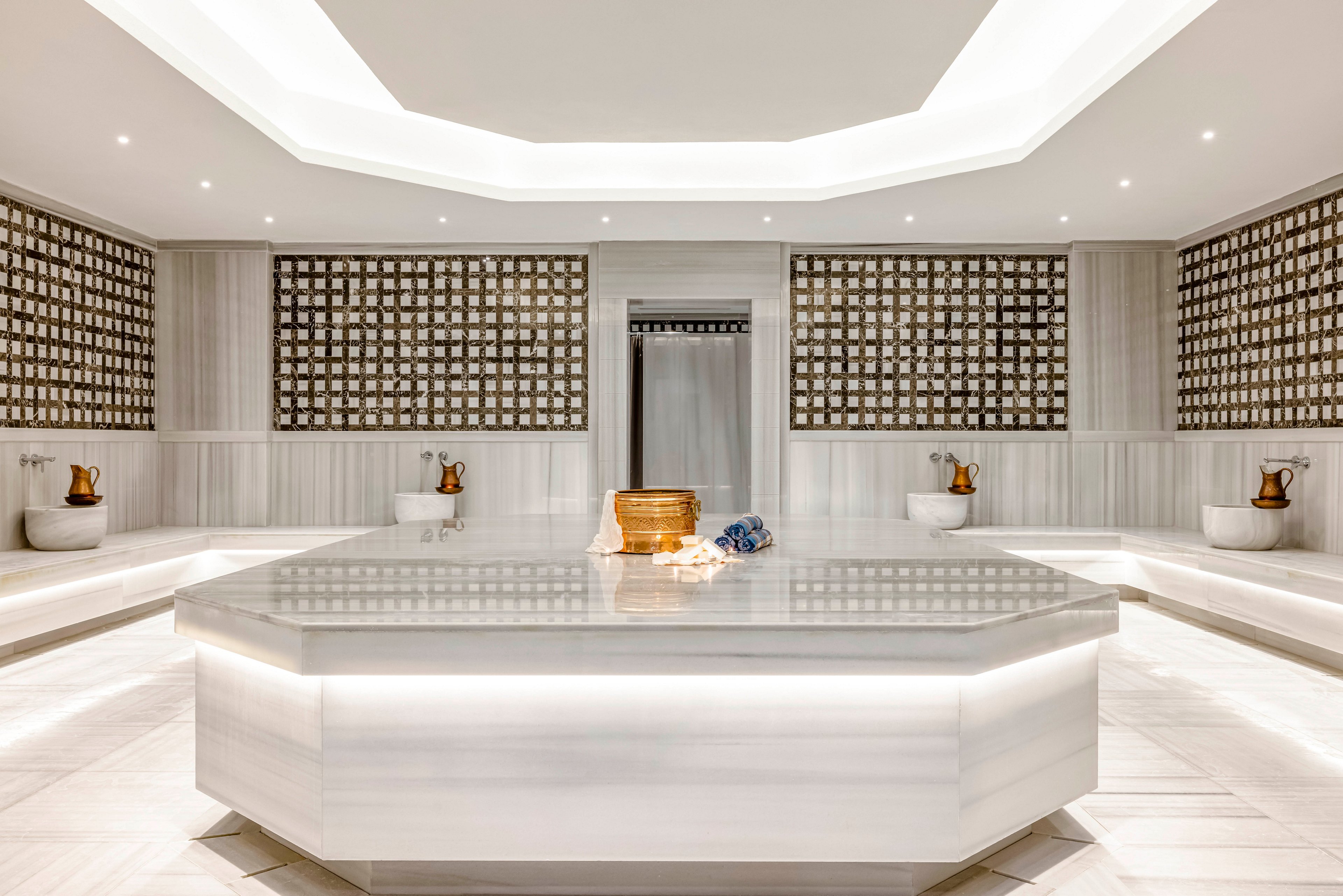 Concorde Deluxe Resort