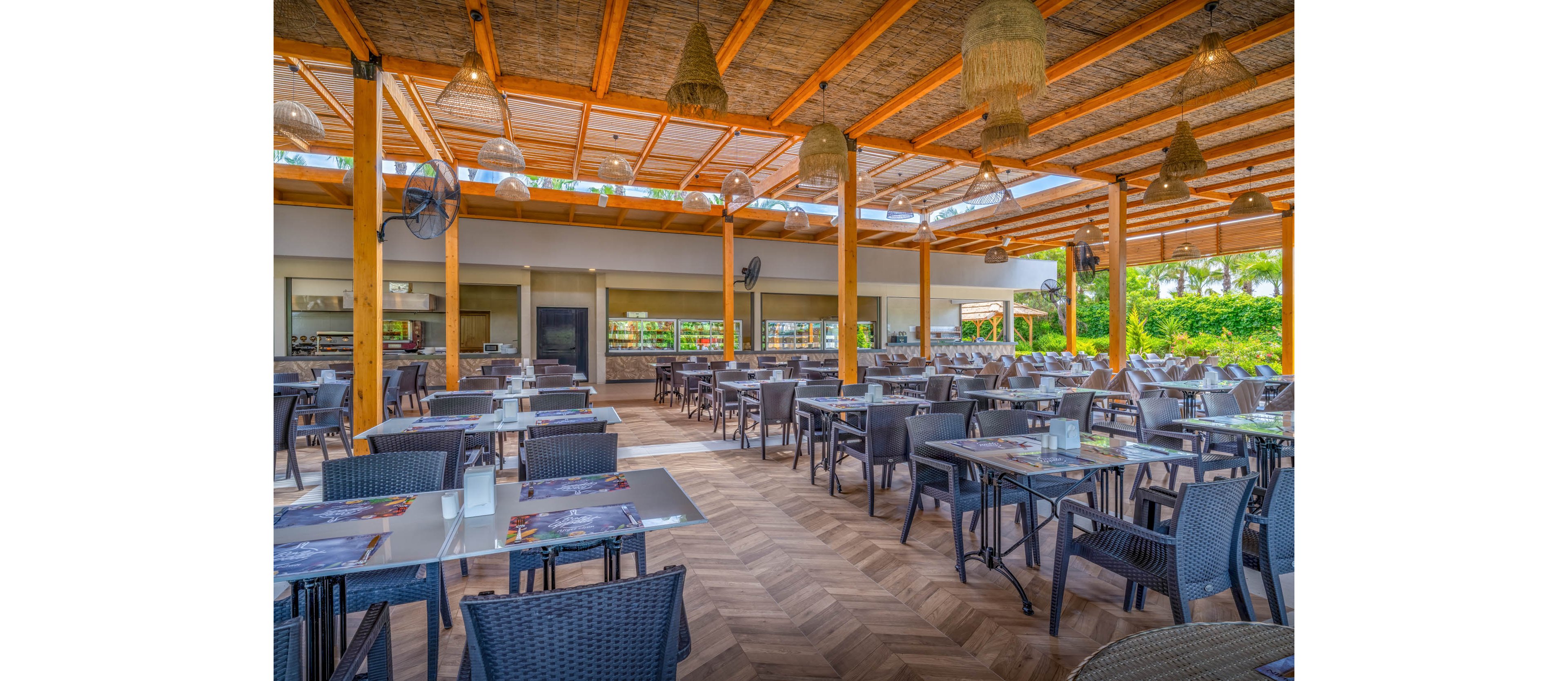 Delphin Palace Hotel