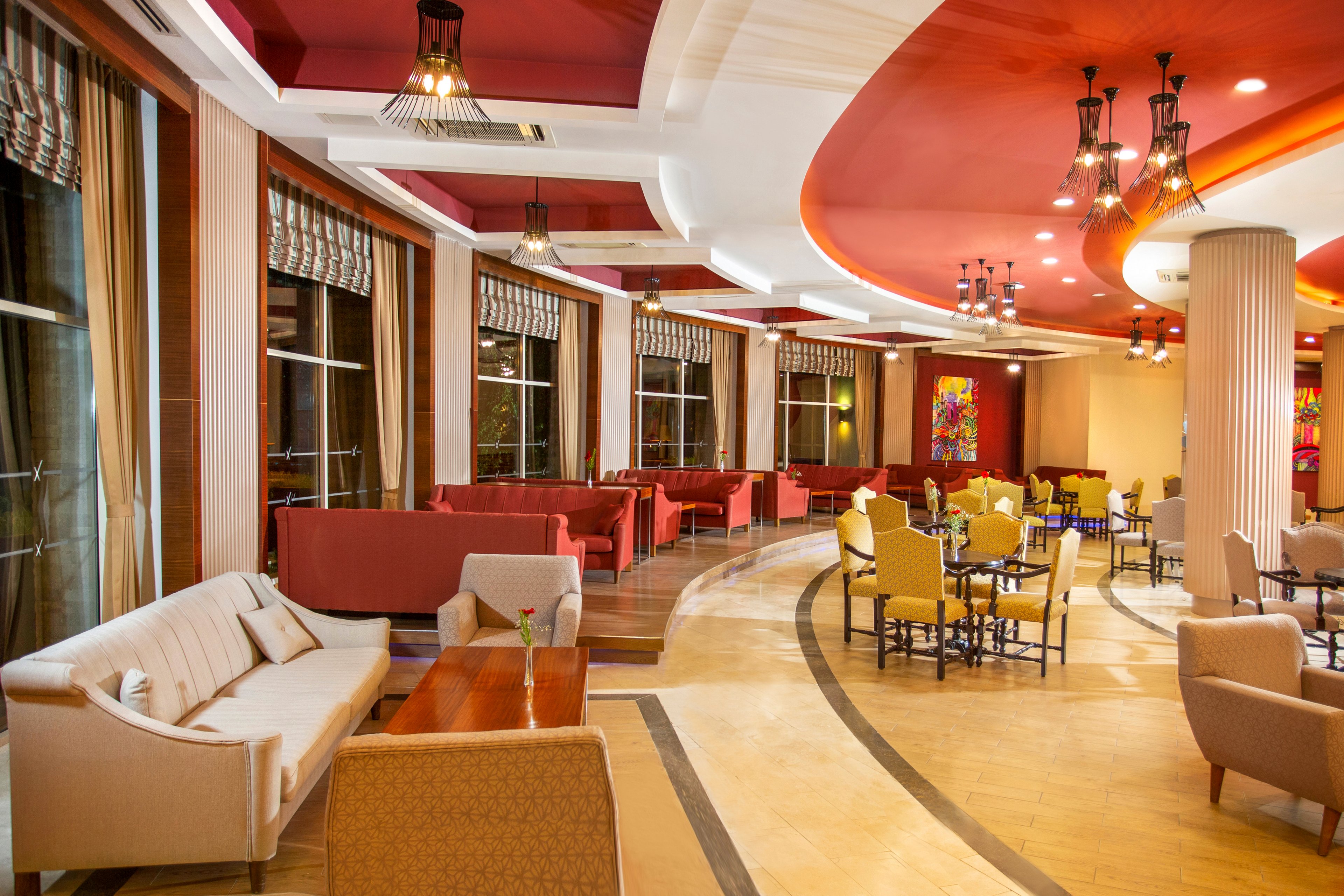 Sherwood Exclusive Lara