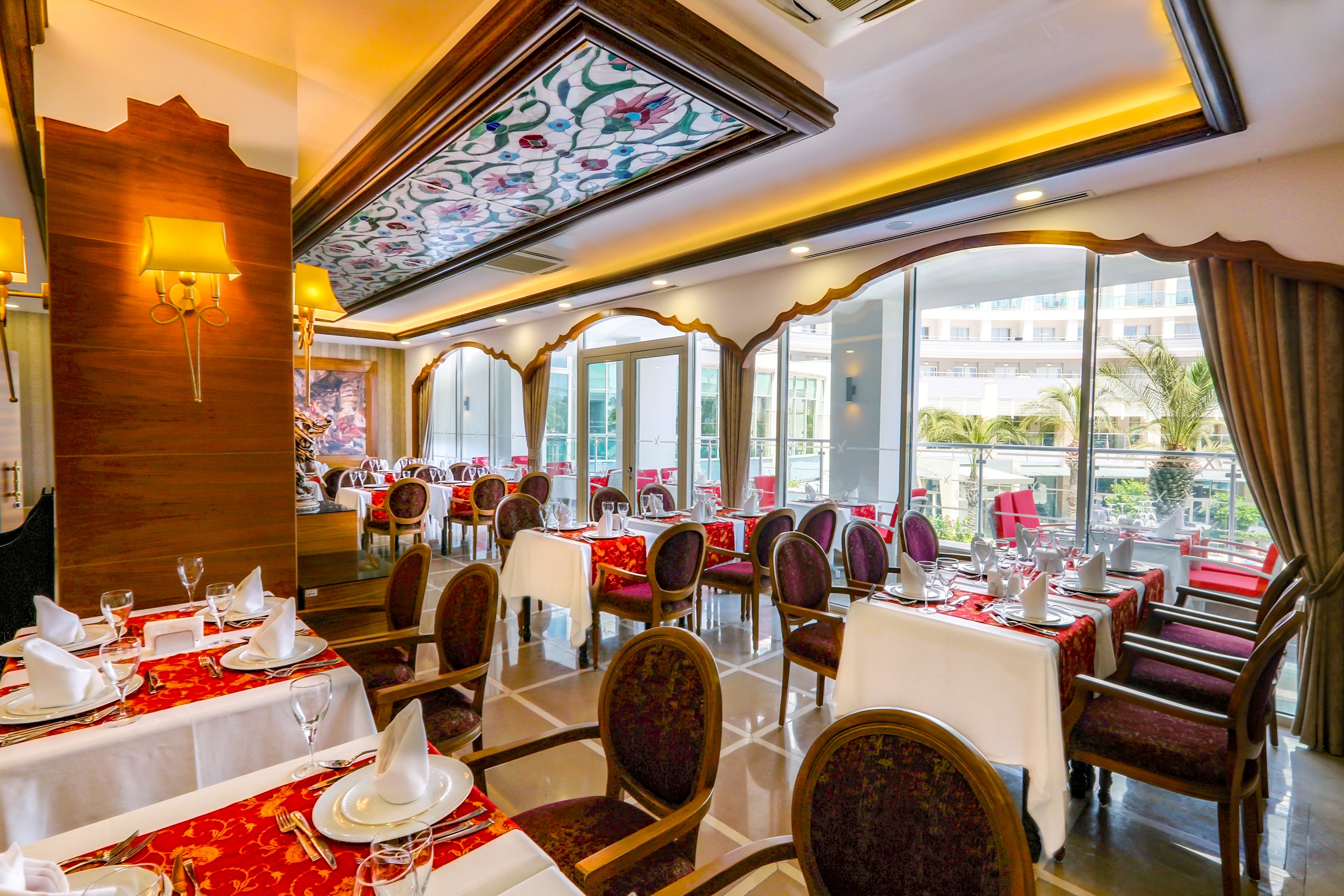 Sherwood Exclusive Lara