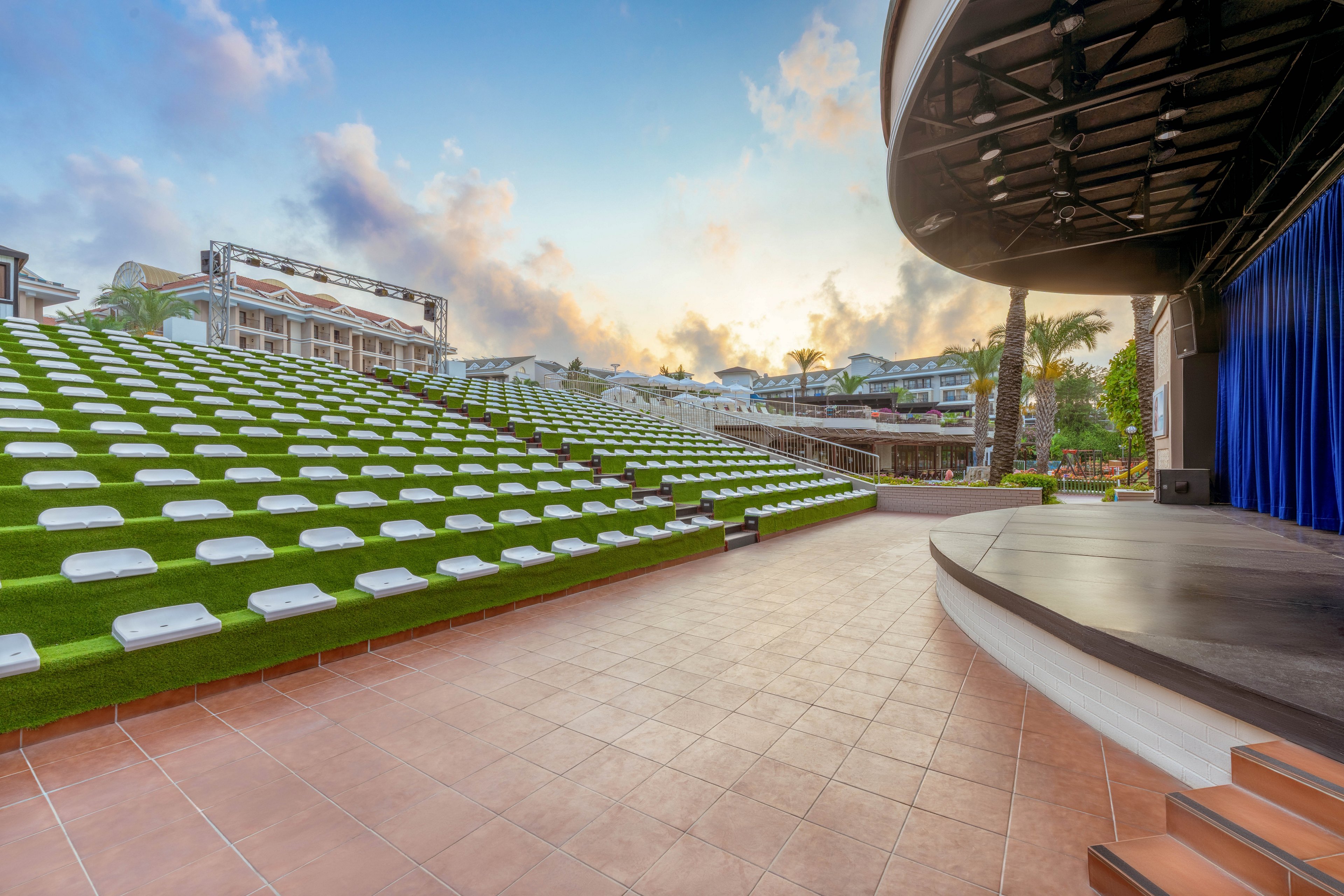 Club Hotel Turan Prince World