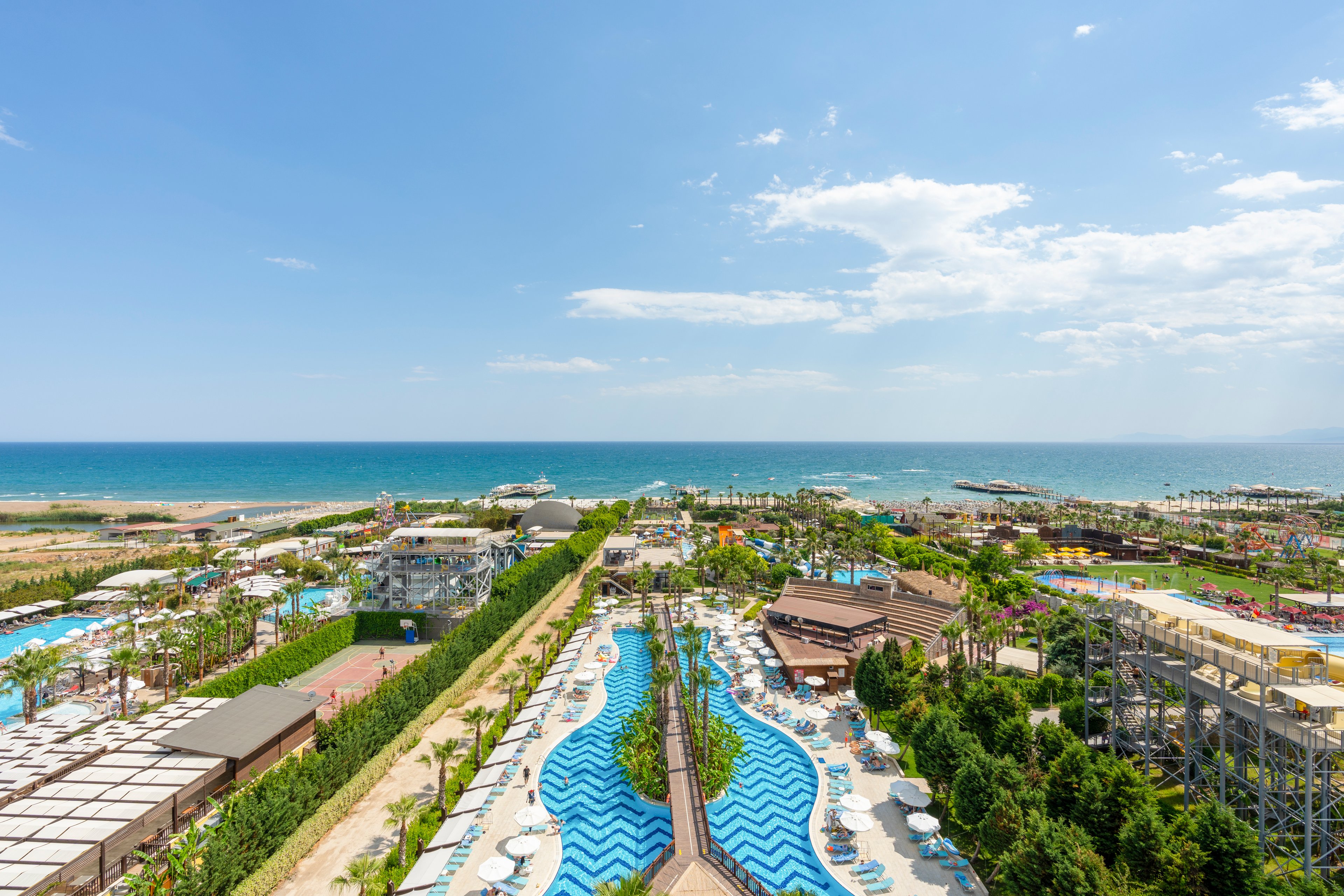 Saturn Palace Resort