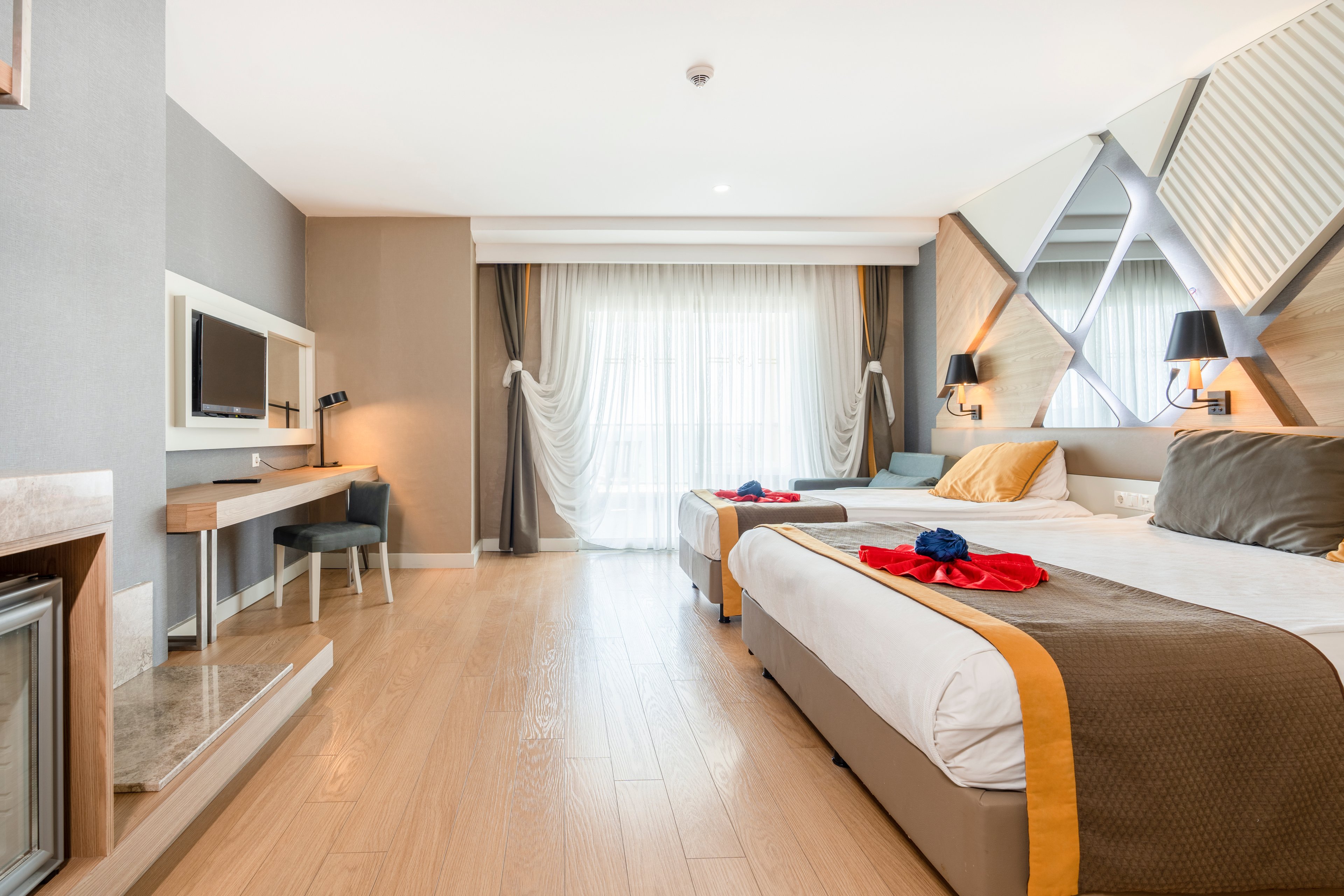 Saturn Palace Resort