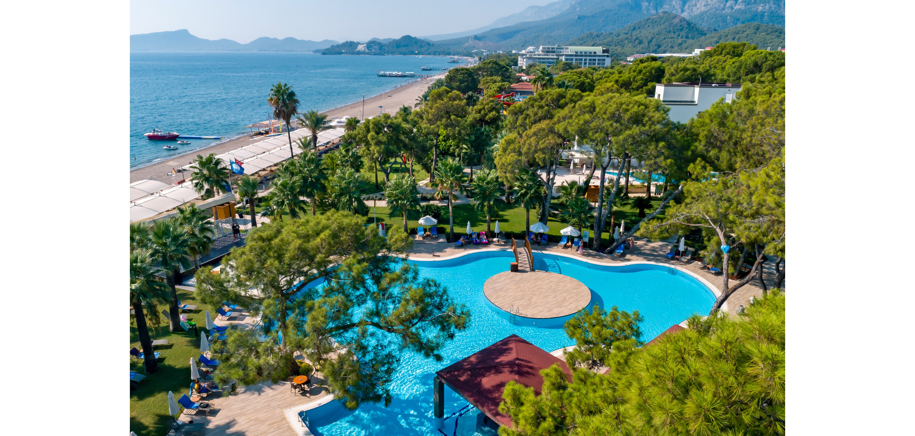 Seven Seas Hotel Life