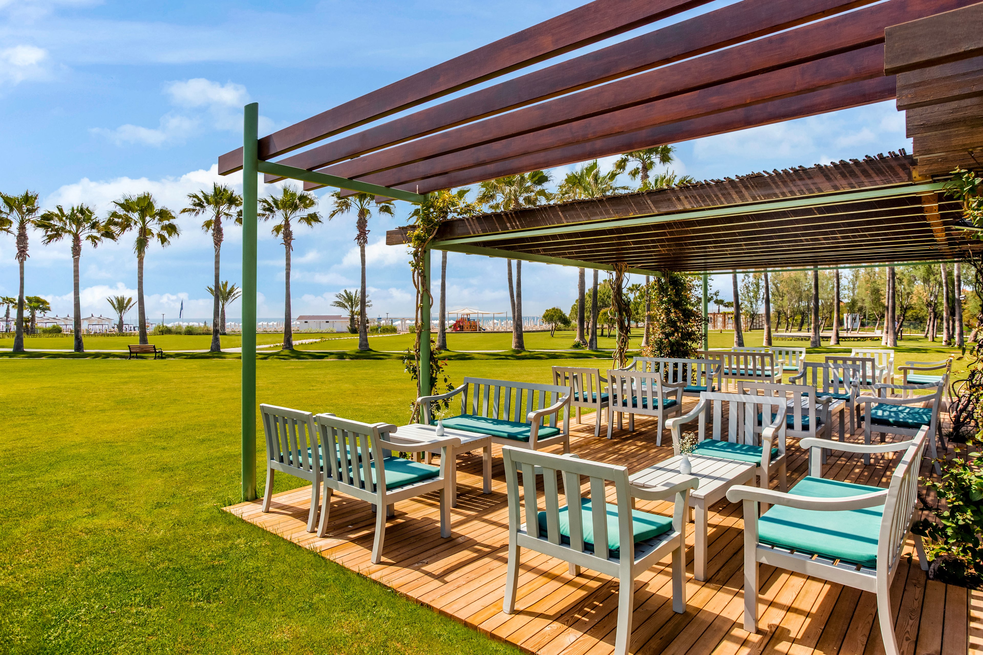 Lara Barut Collection