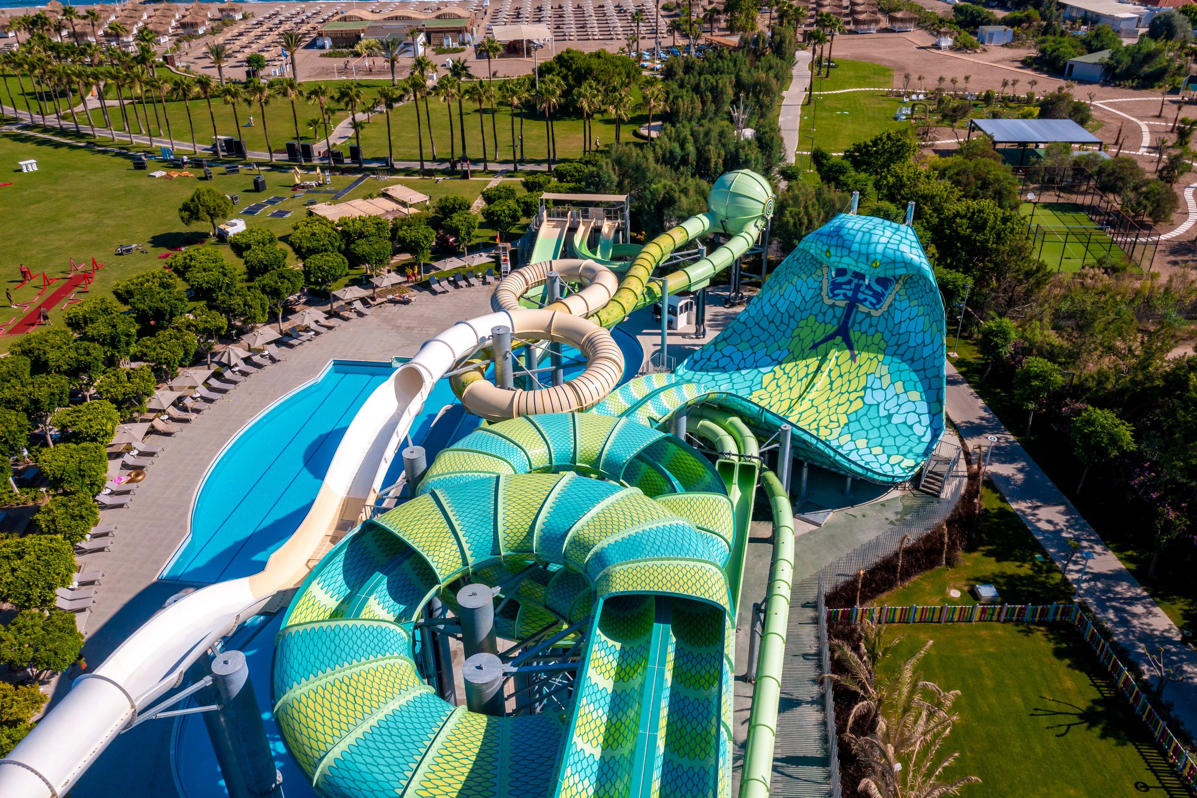 Lara Barut Collection