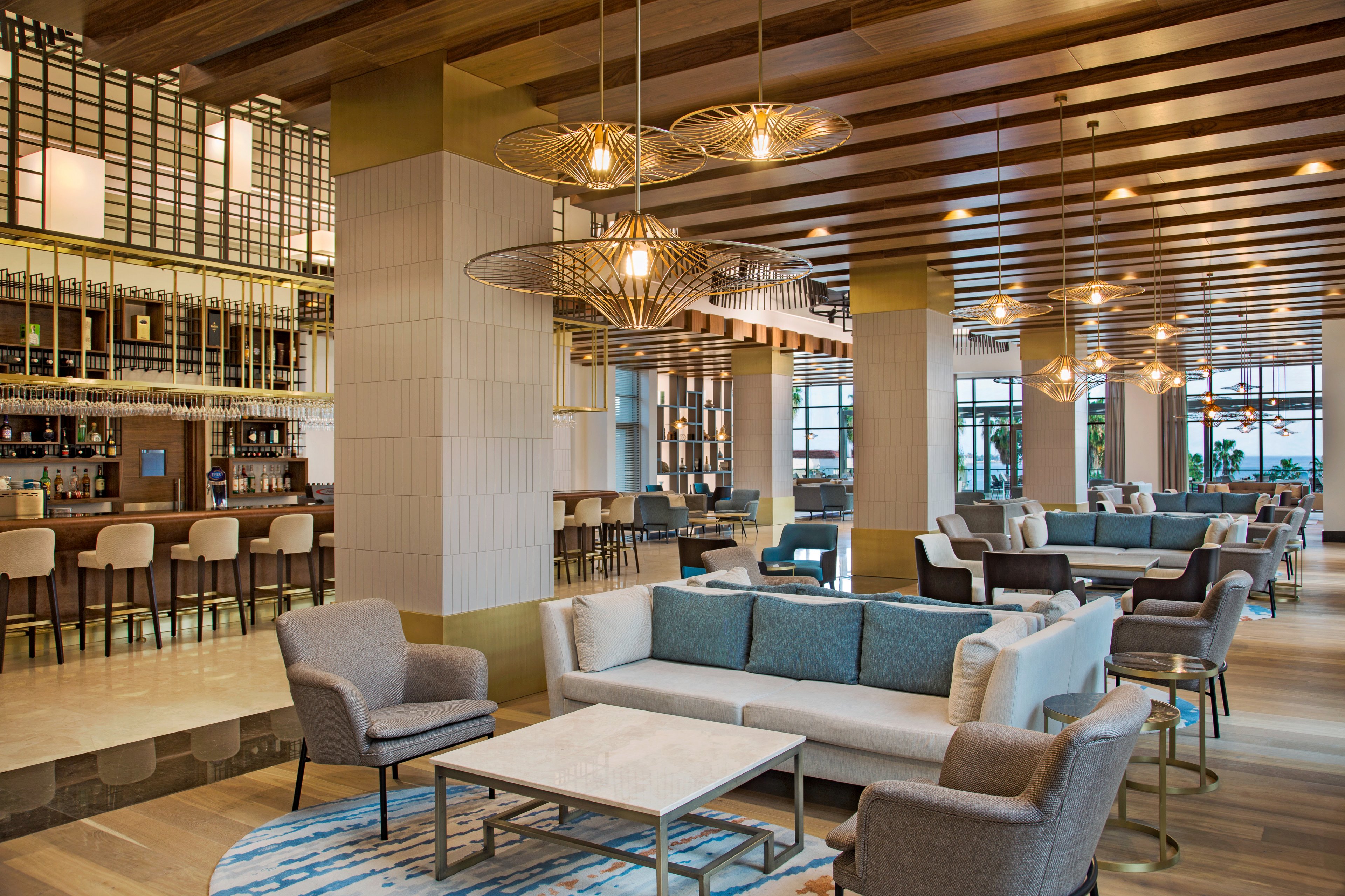 Acanthus Cennet Barut Collection