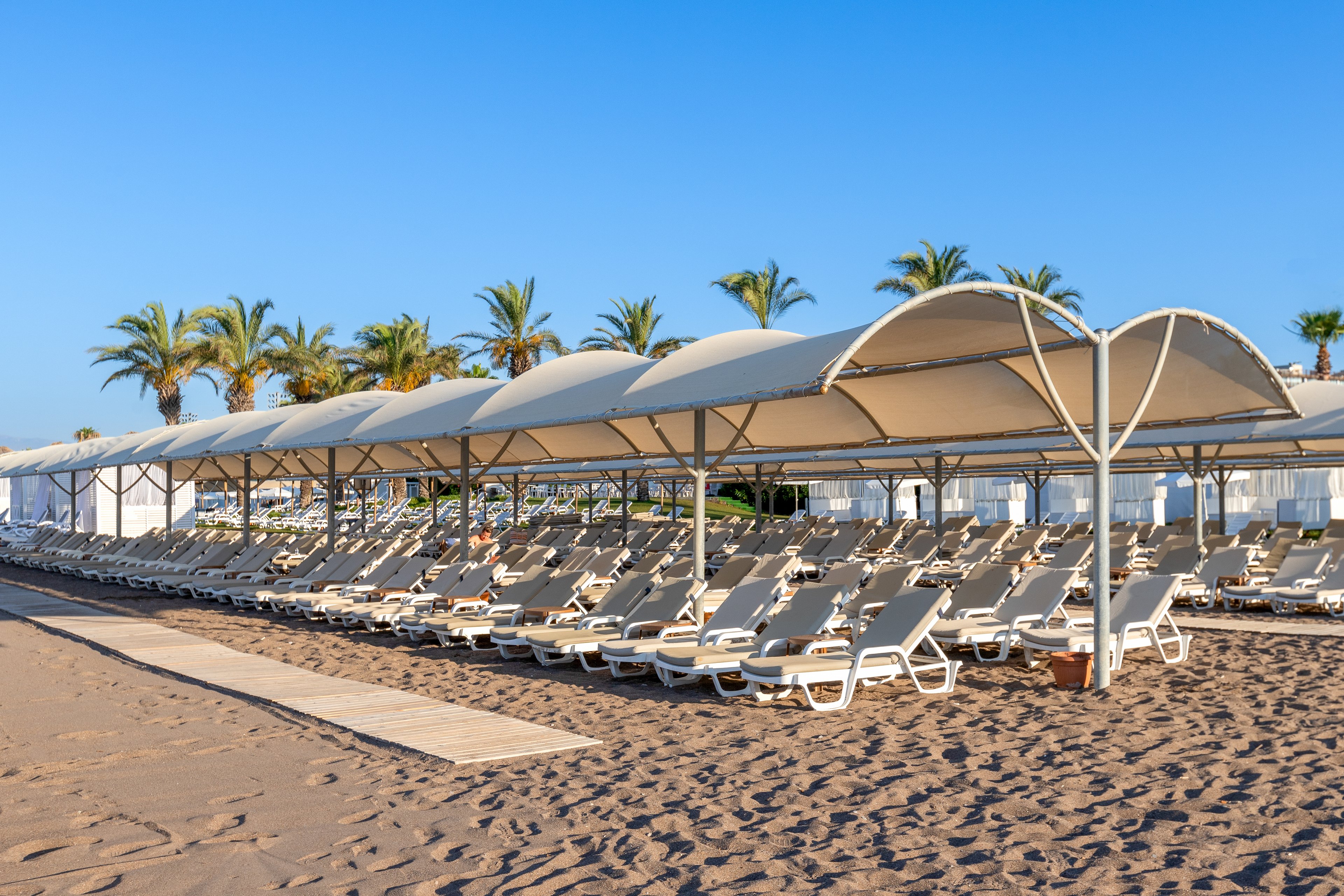 Miracle Resort Hotel