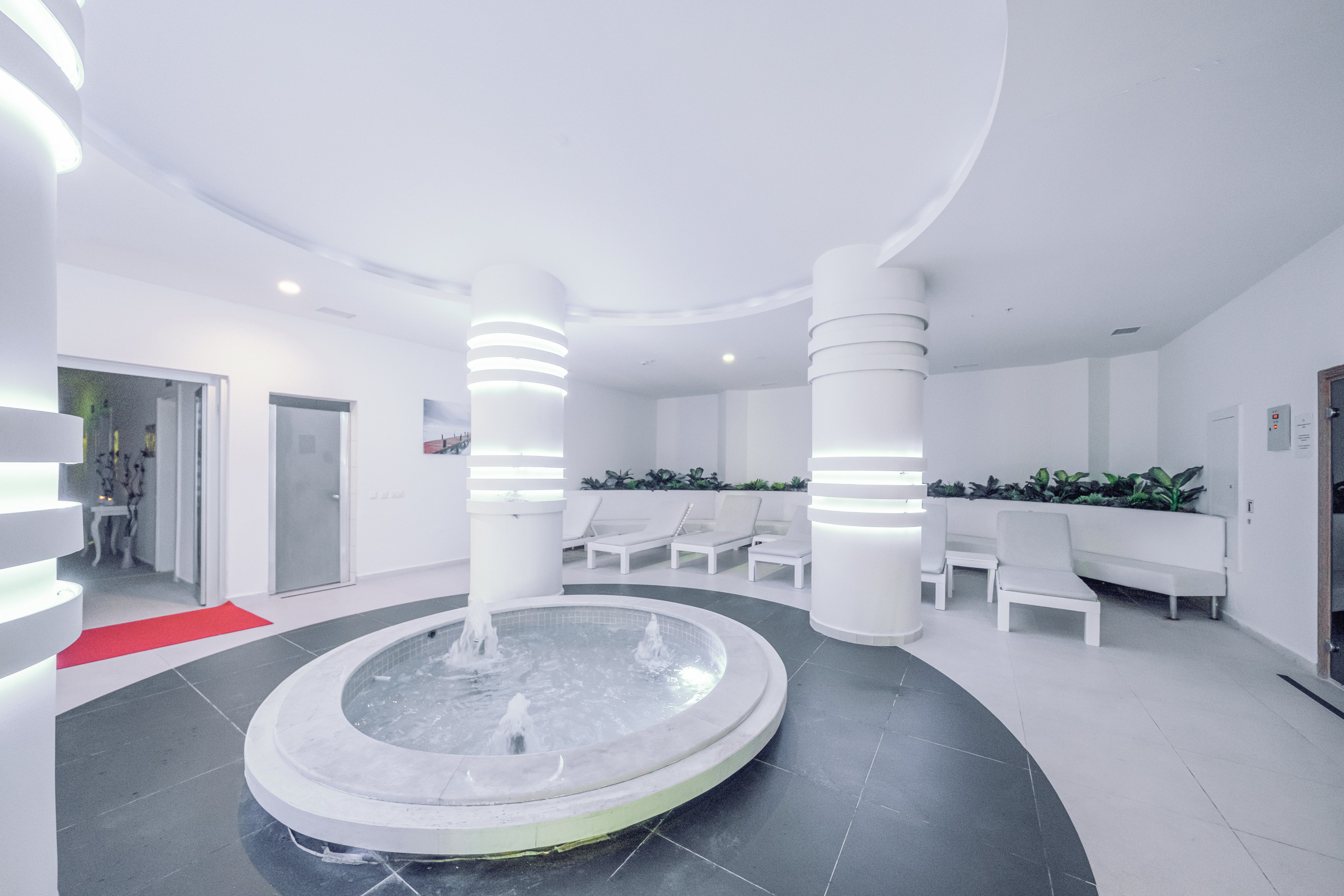 Laguna Beach Alya Resort & Spa