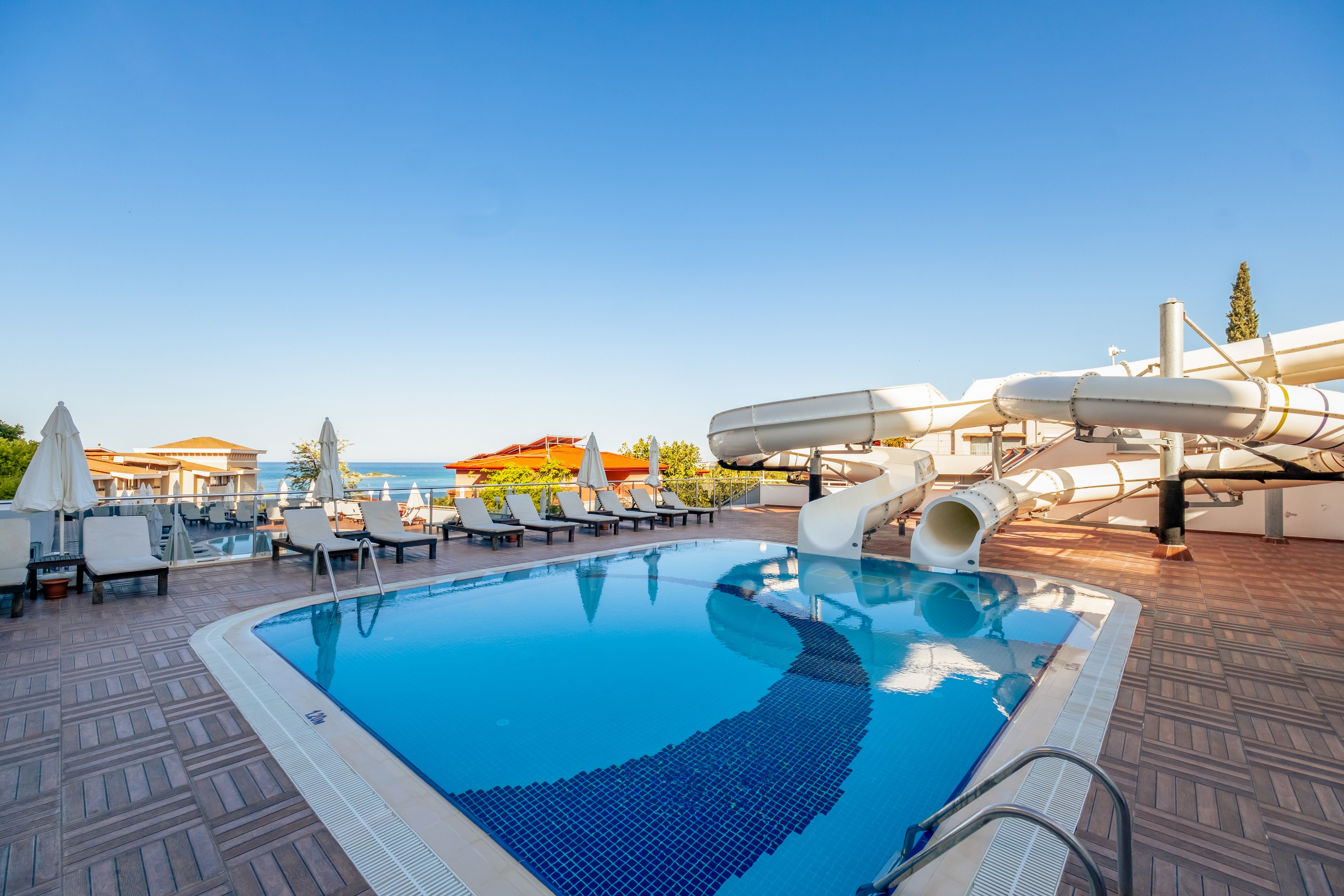 Laguna Beach Alya Resort & Spa