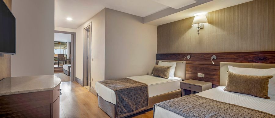 Side Star Resort 11