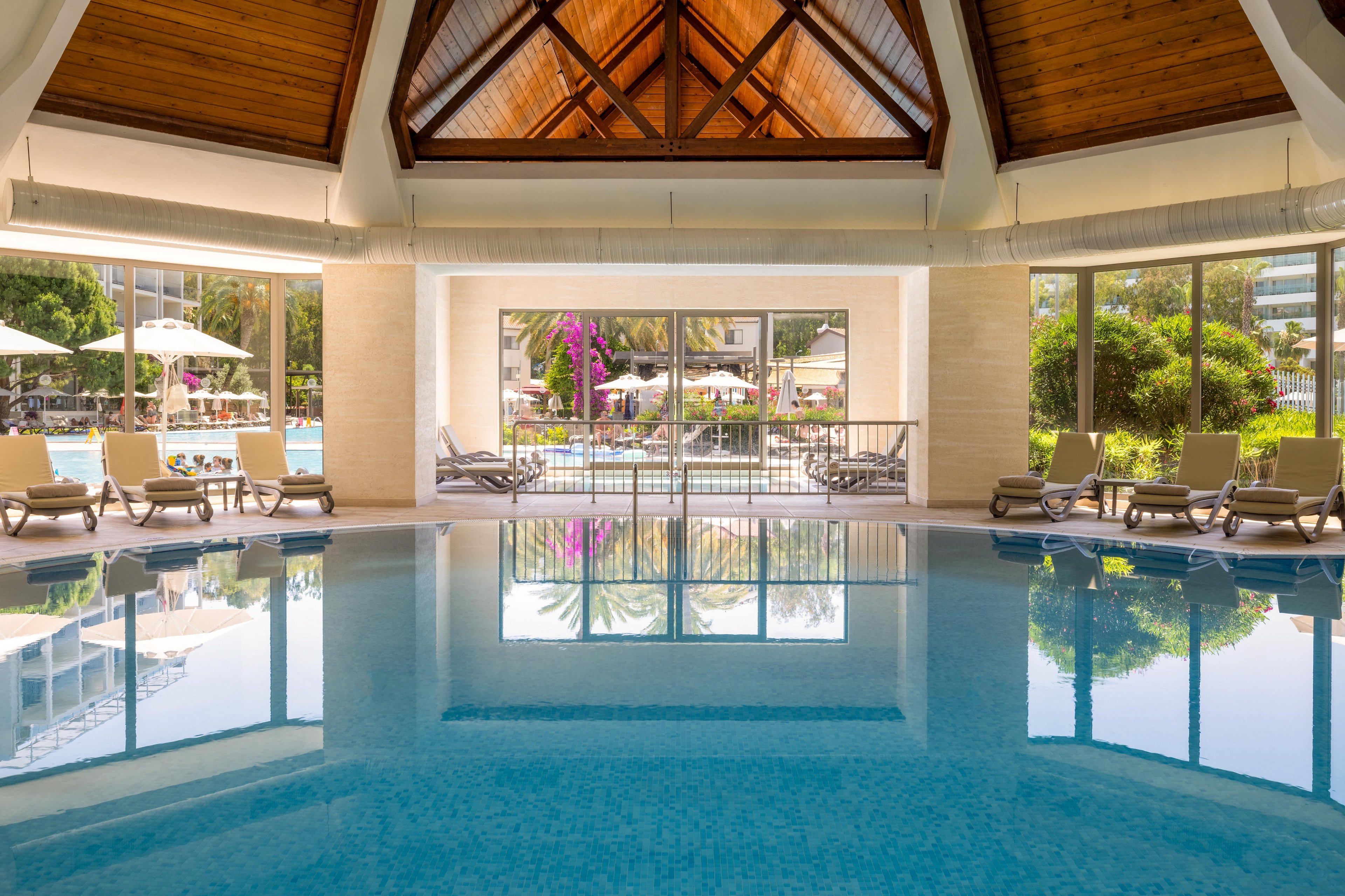 Arum Barut Collection