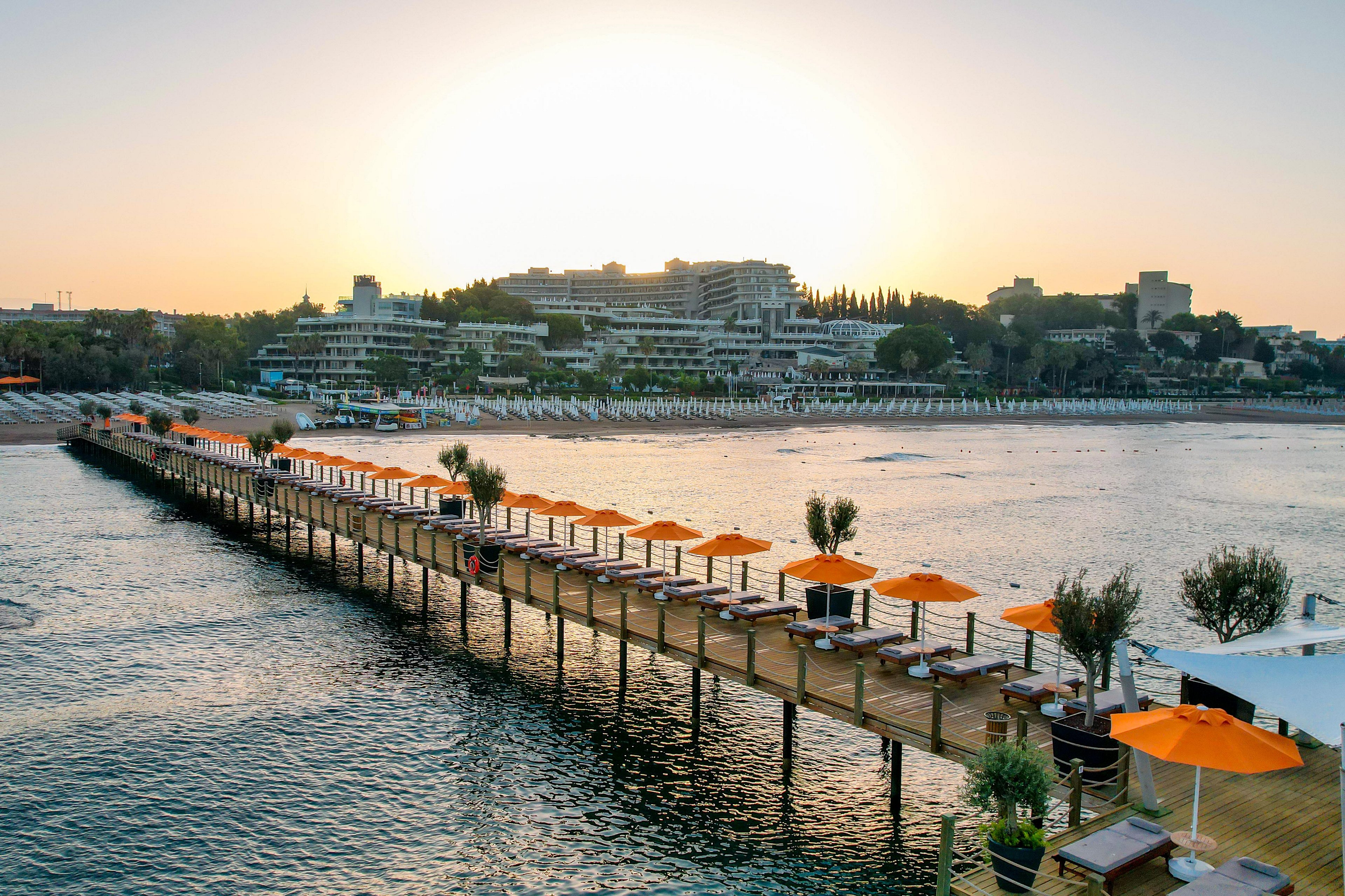 Arum Barut Collection