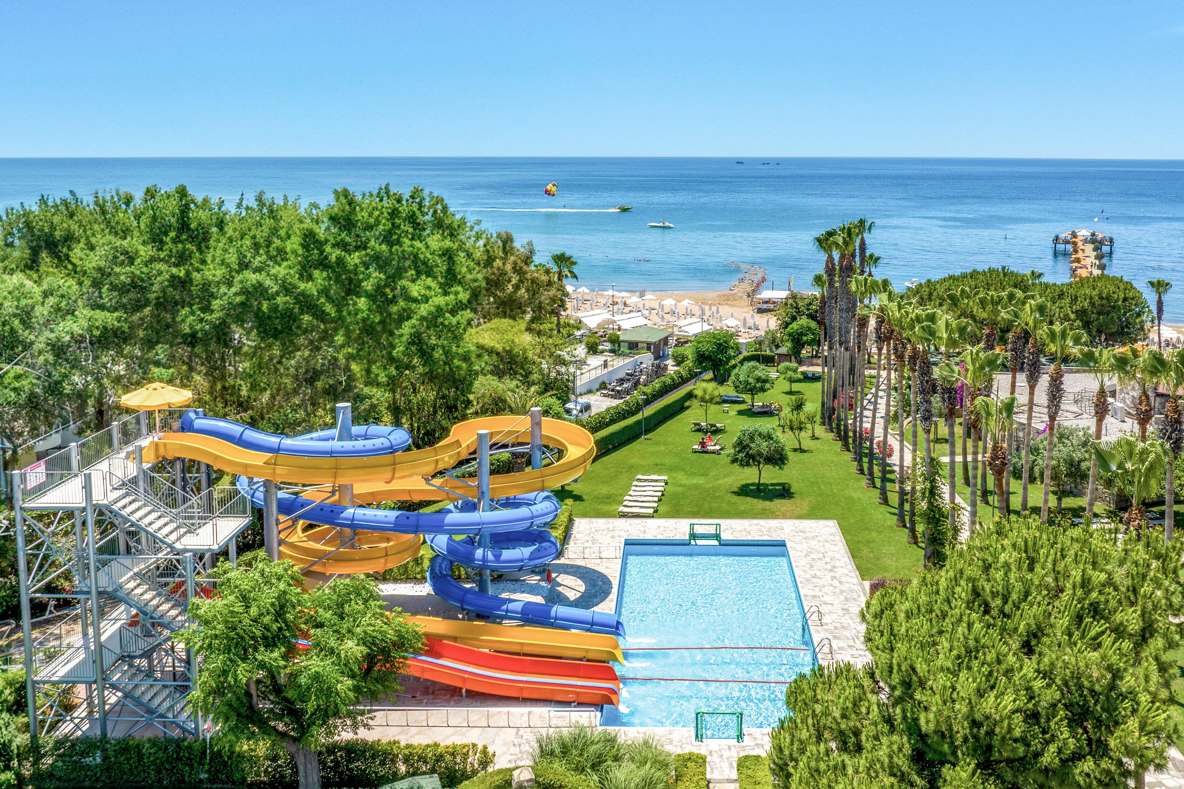 Arum Barut Collection