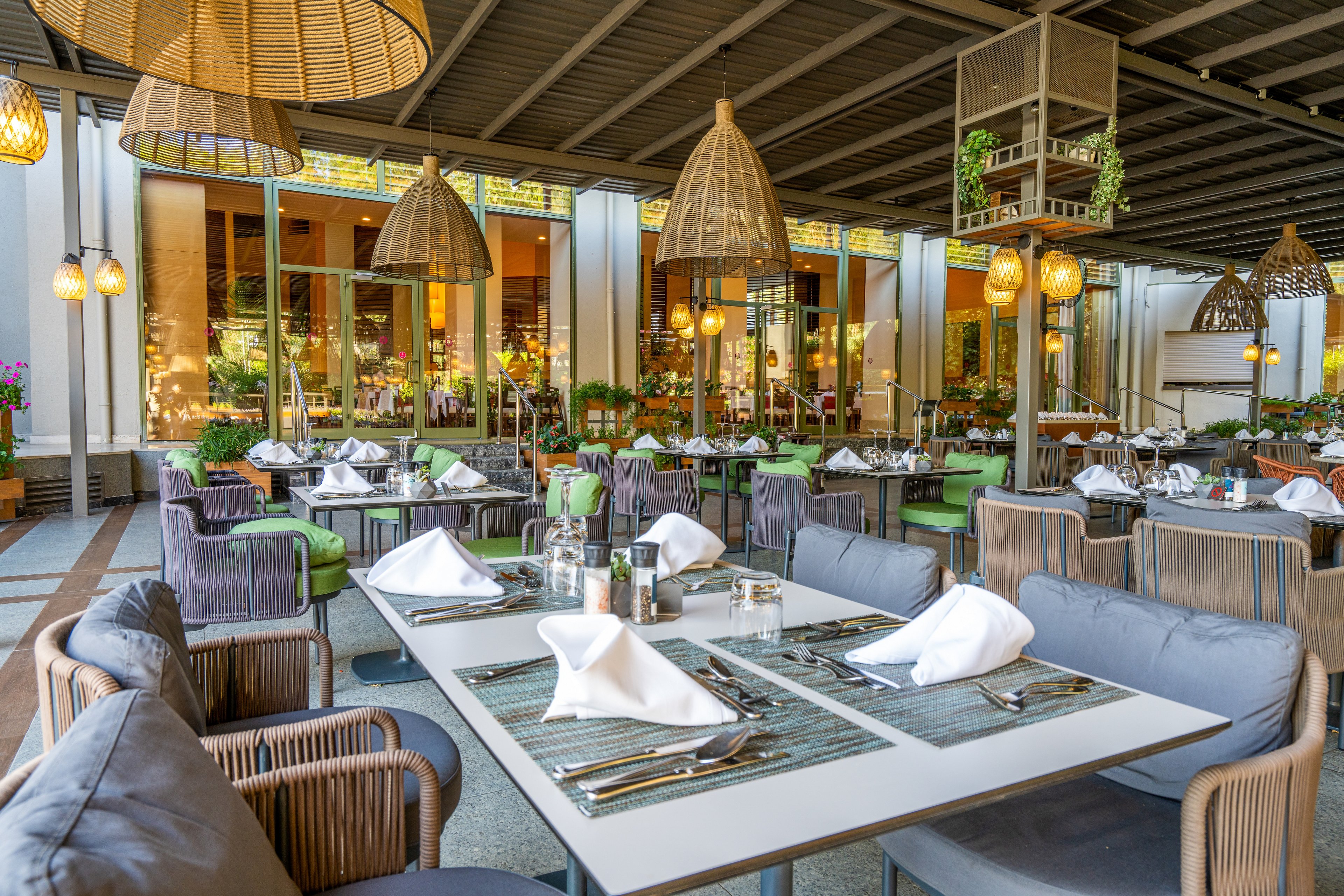 Arum Barut Collection