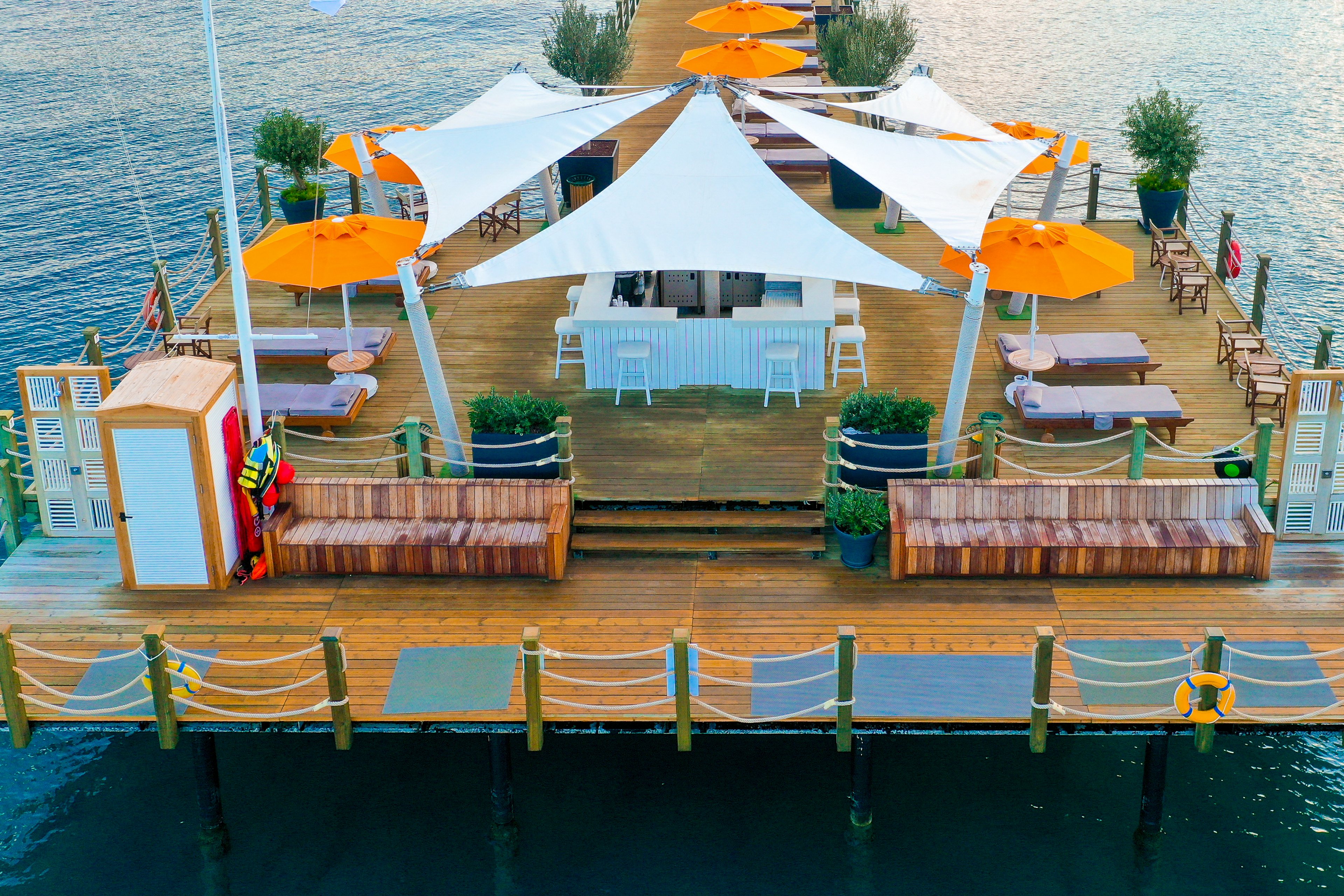 Arum Barut Collection