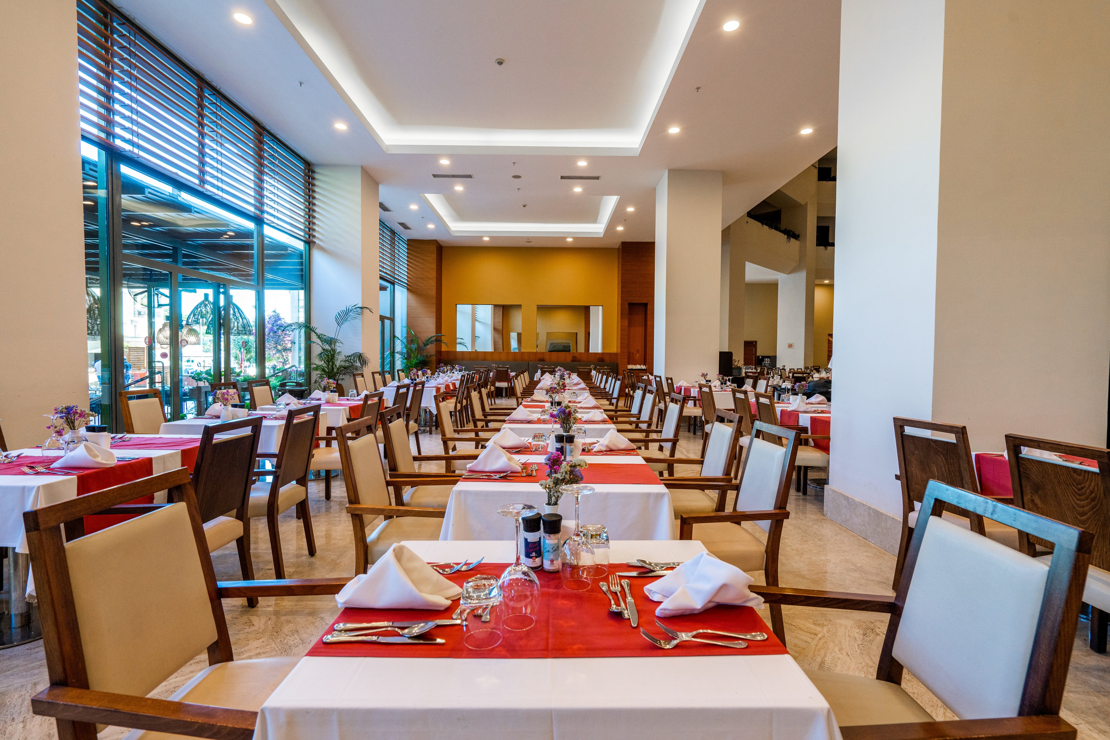 Arum Barut Collection