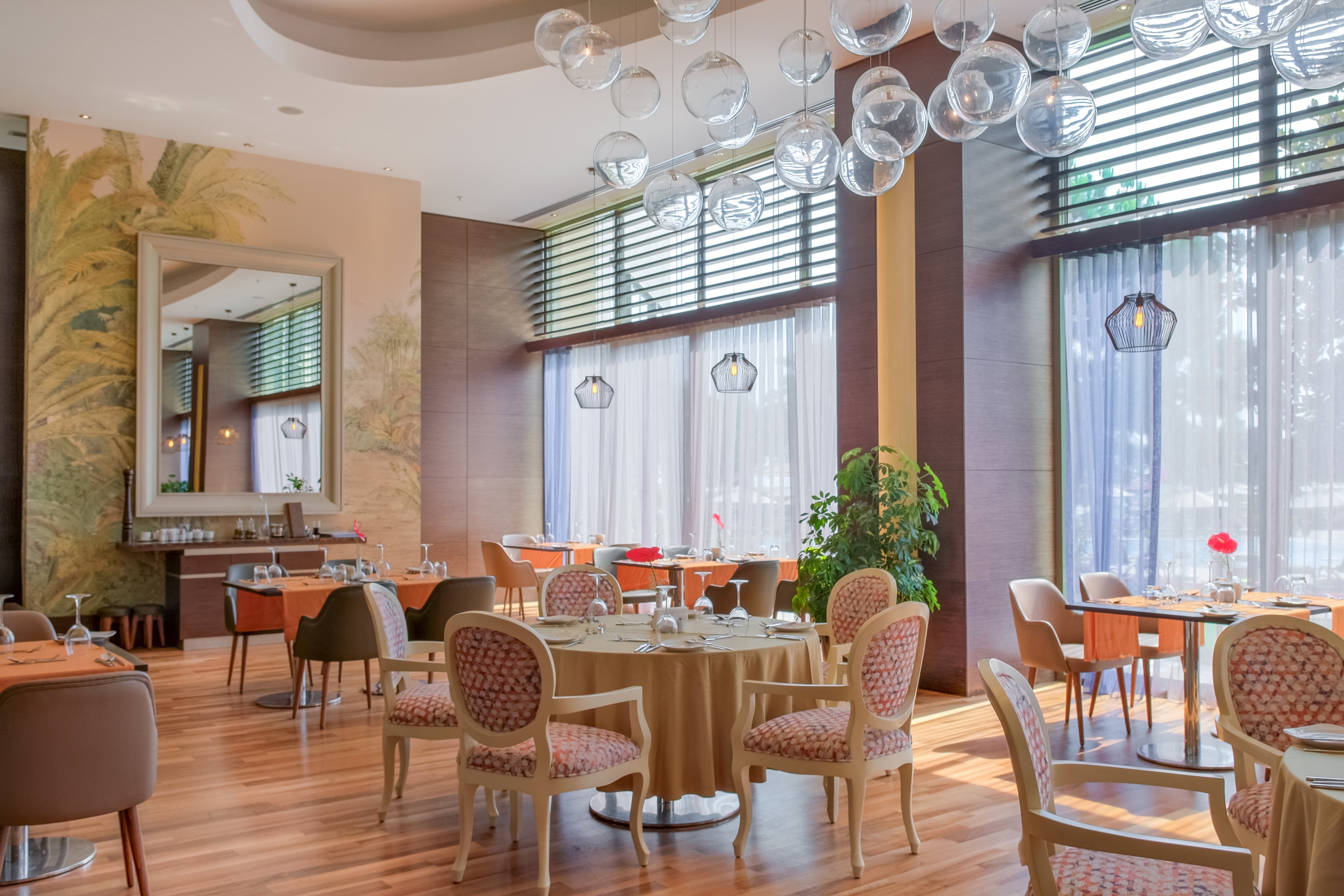 Arum Barut Collection