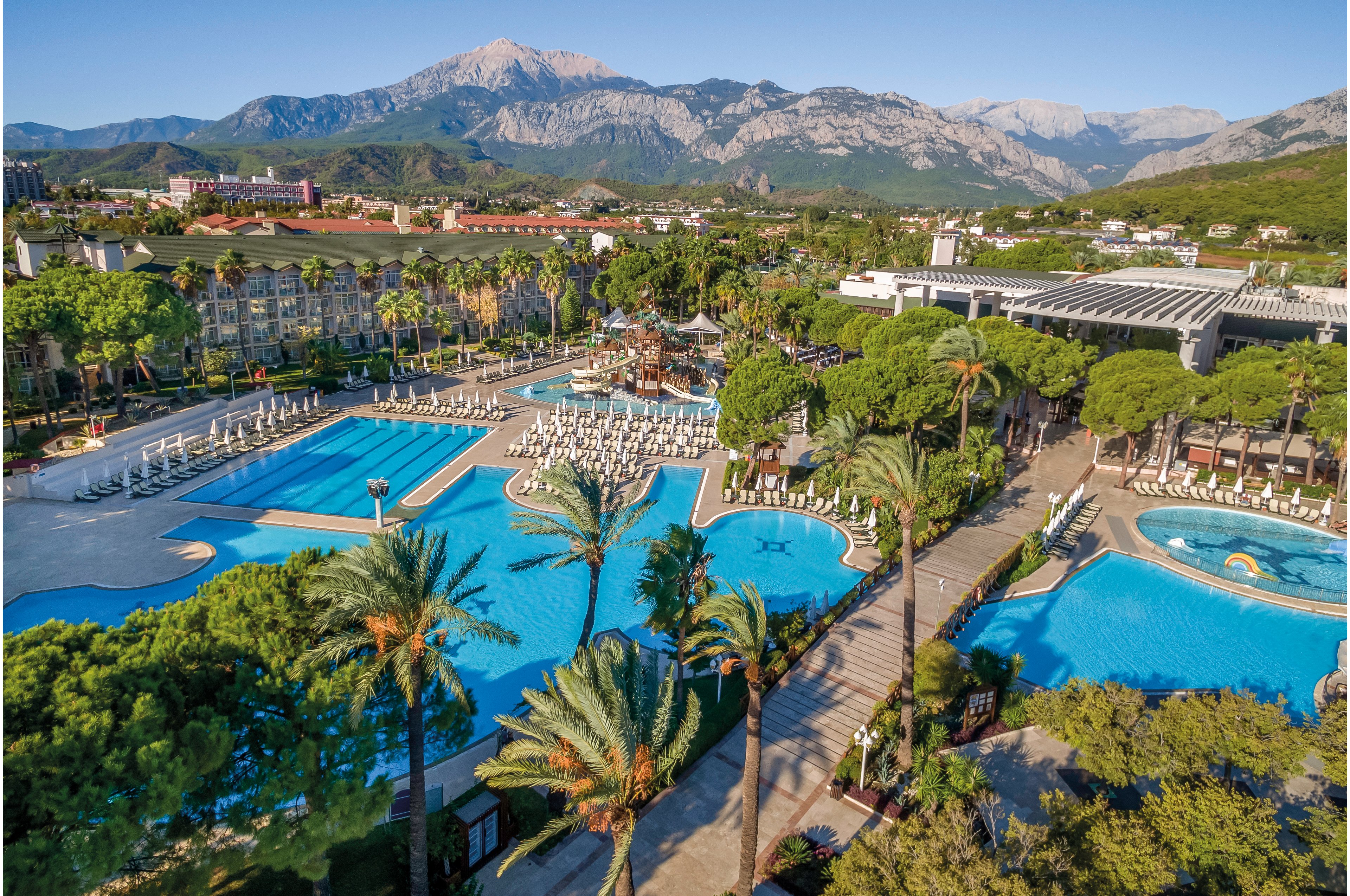 Dobedan World Palace Kemer