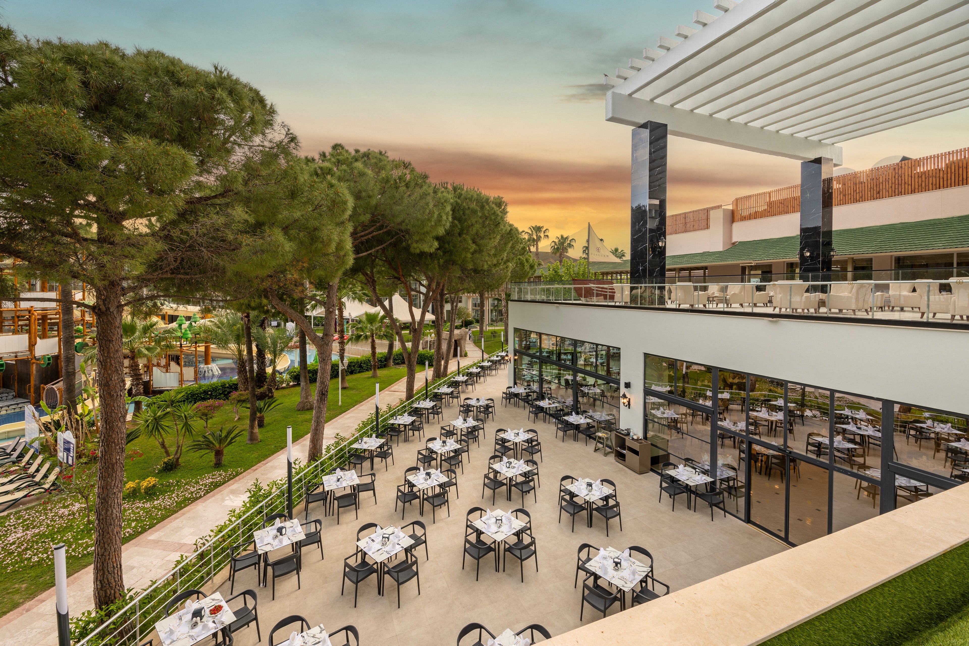 Dobedan World Palace Kemer