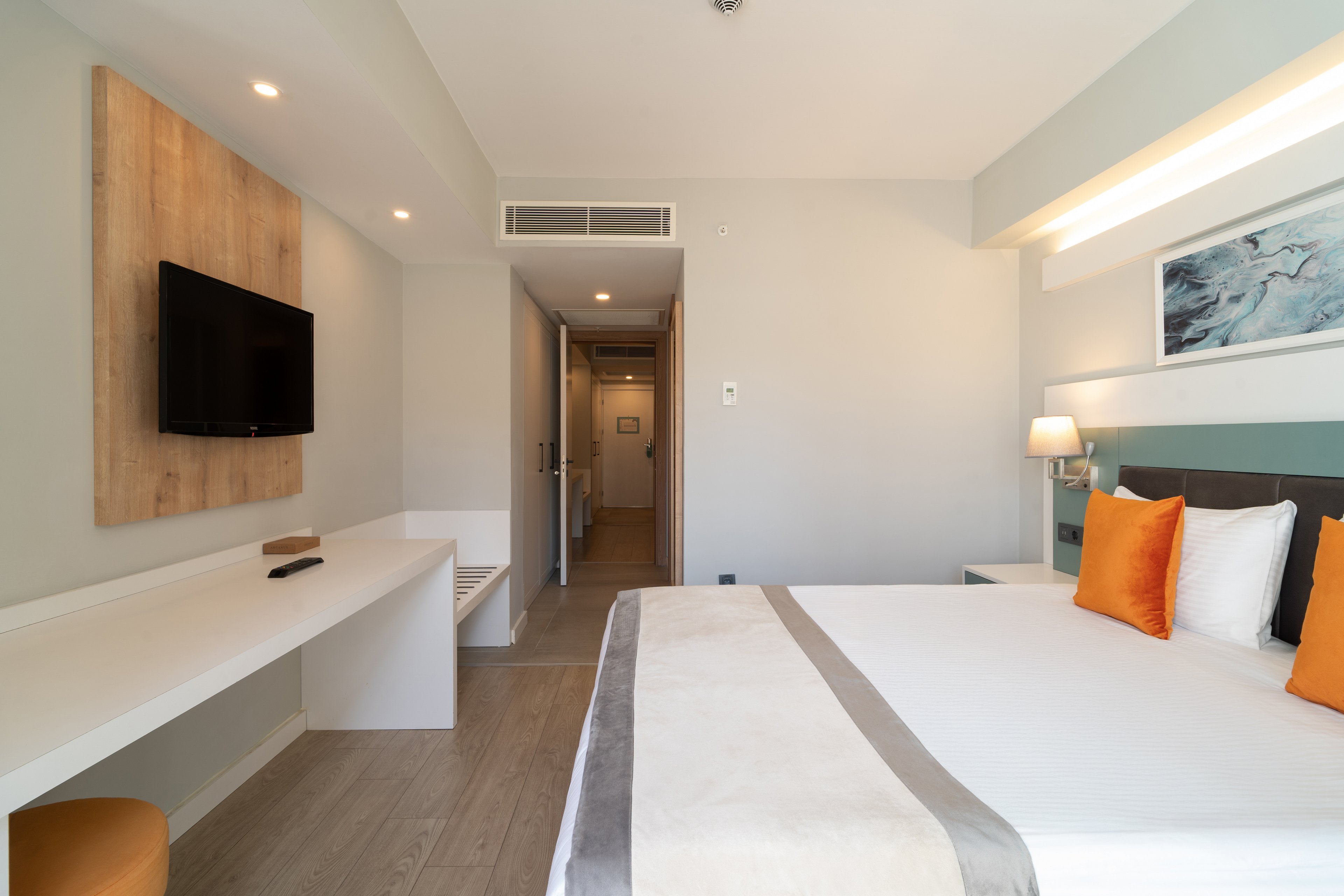 Arcanus Hotels Trendline Side