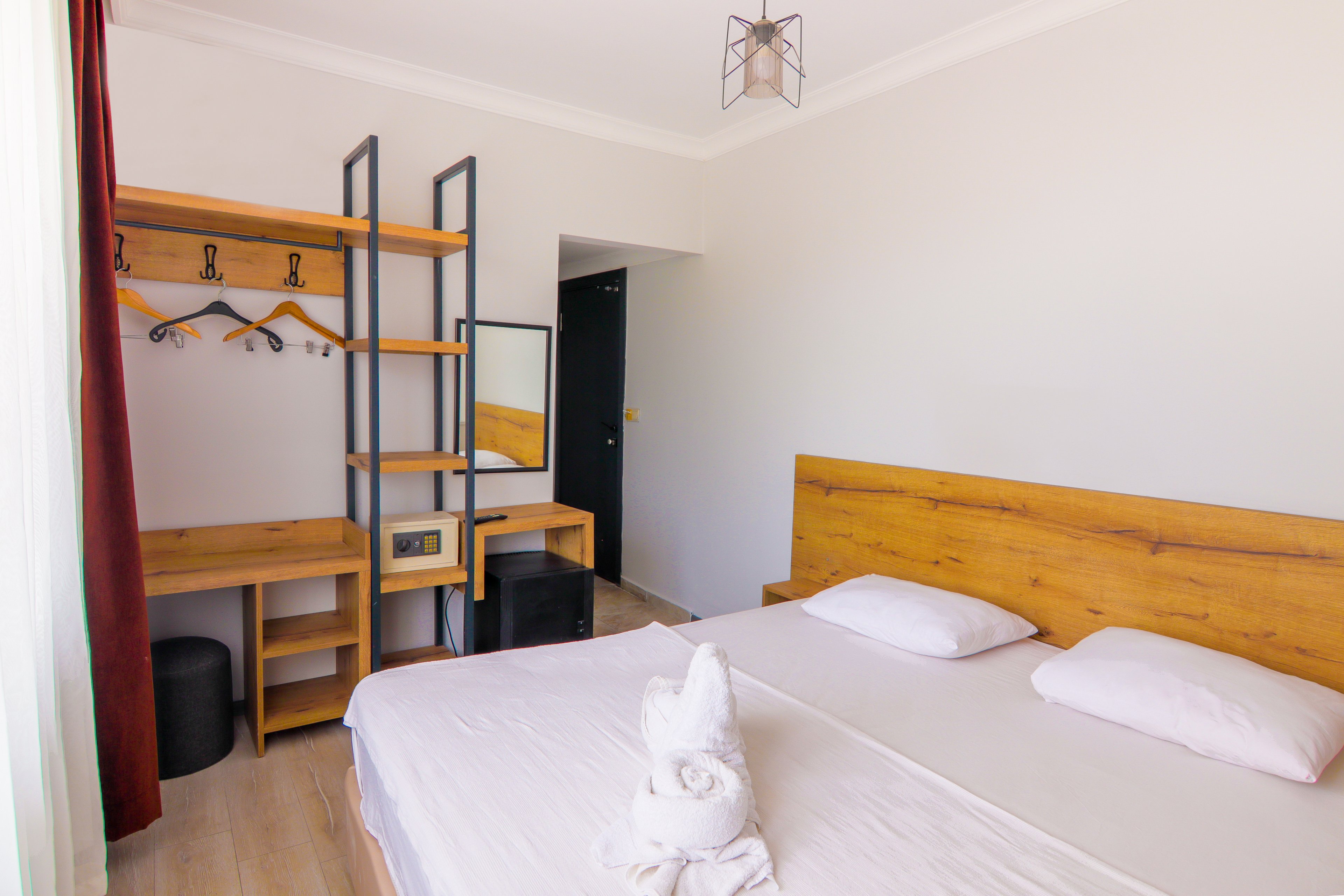 New Garden Luna Side Apart Hotel