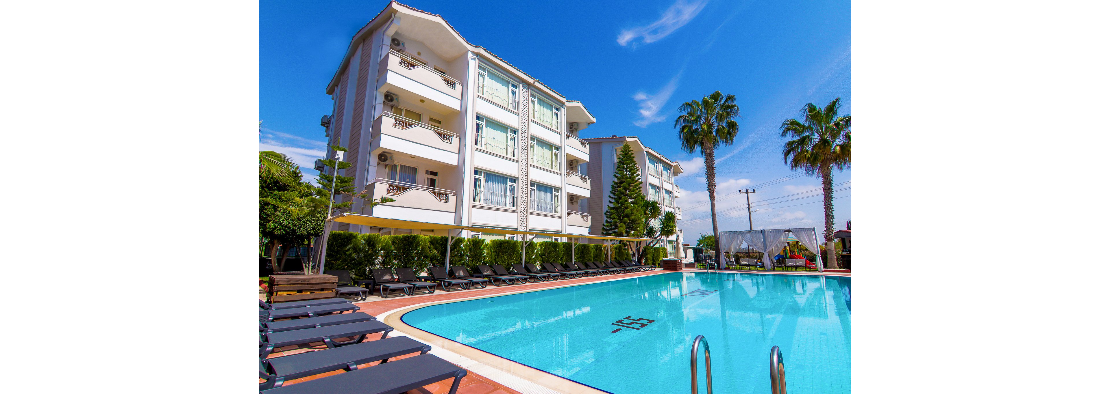 New Garden Luna Side Apart Hotel