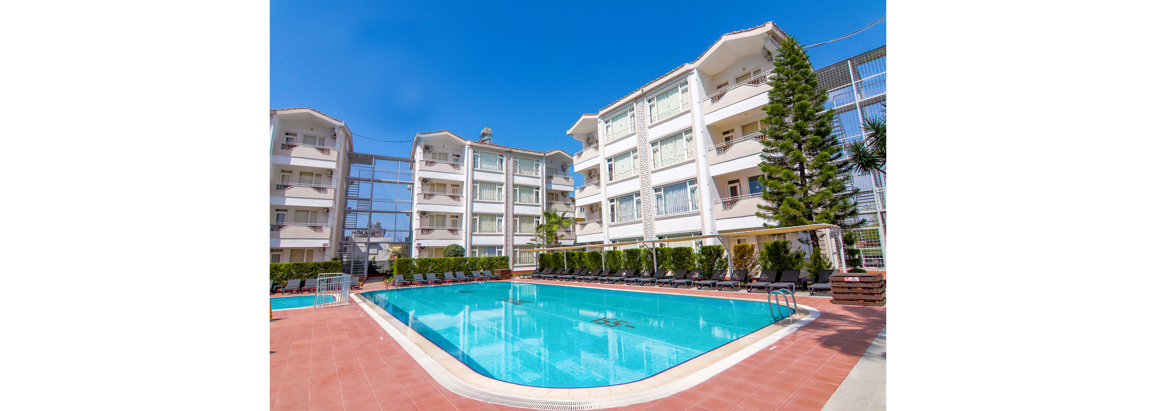 New Garden Luna Side Apart Hotel