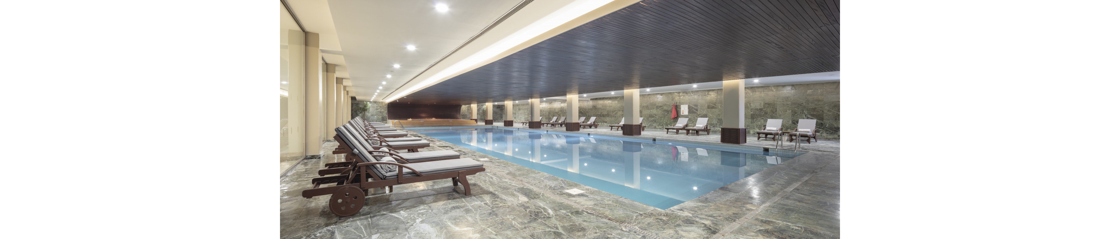 Nirvana Cosmopolitan