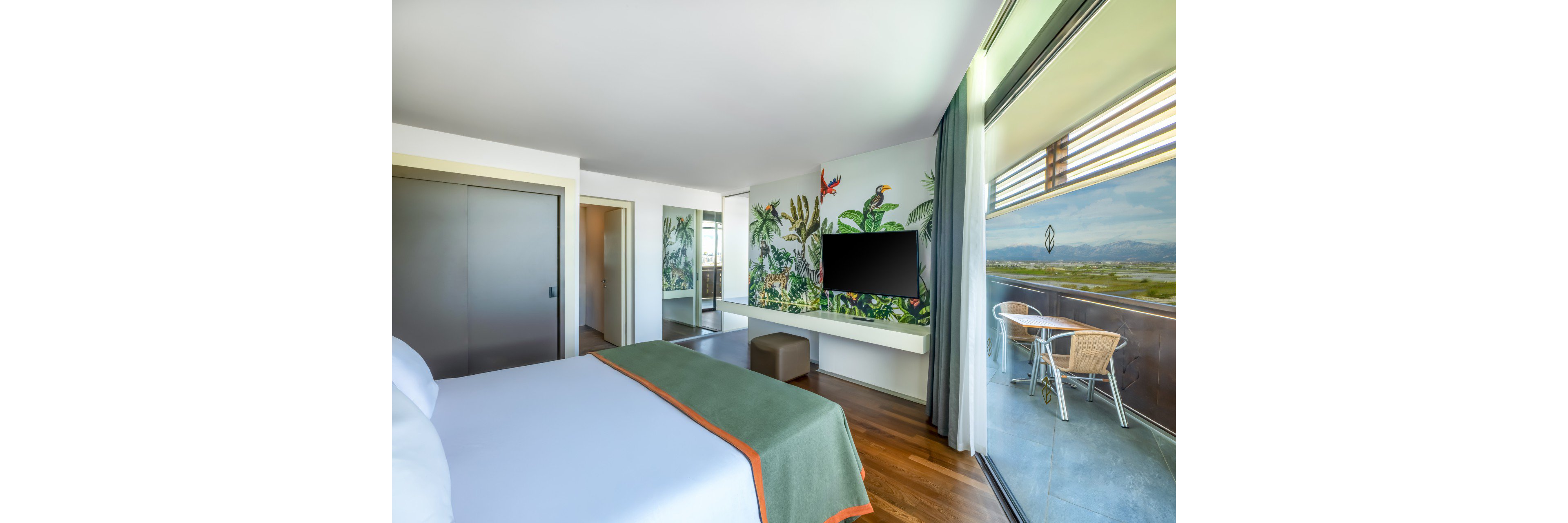 Nirvana Cosmopolitan