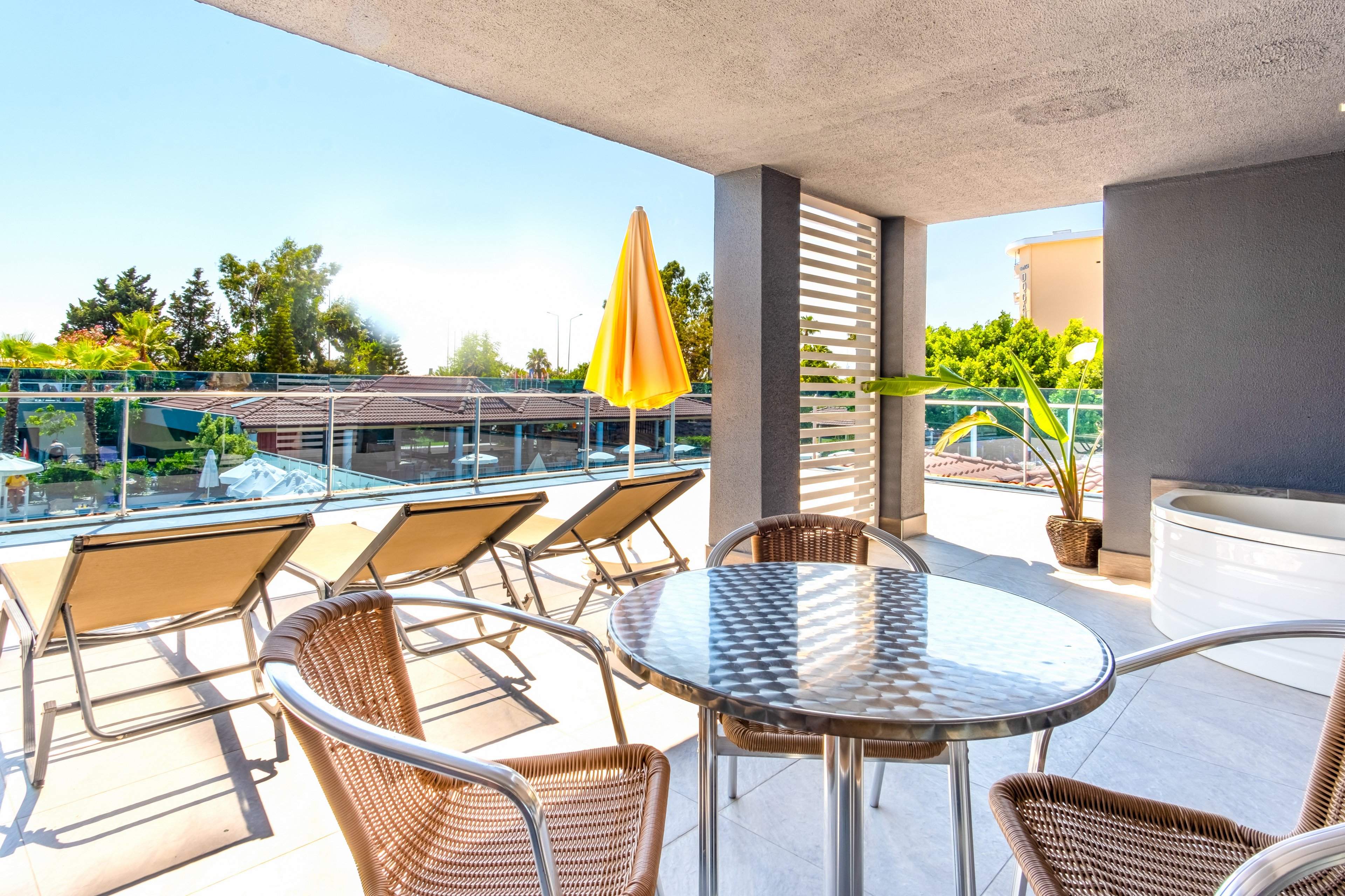 White City Beach Hotel