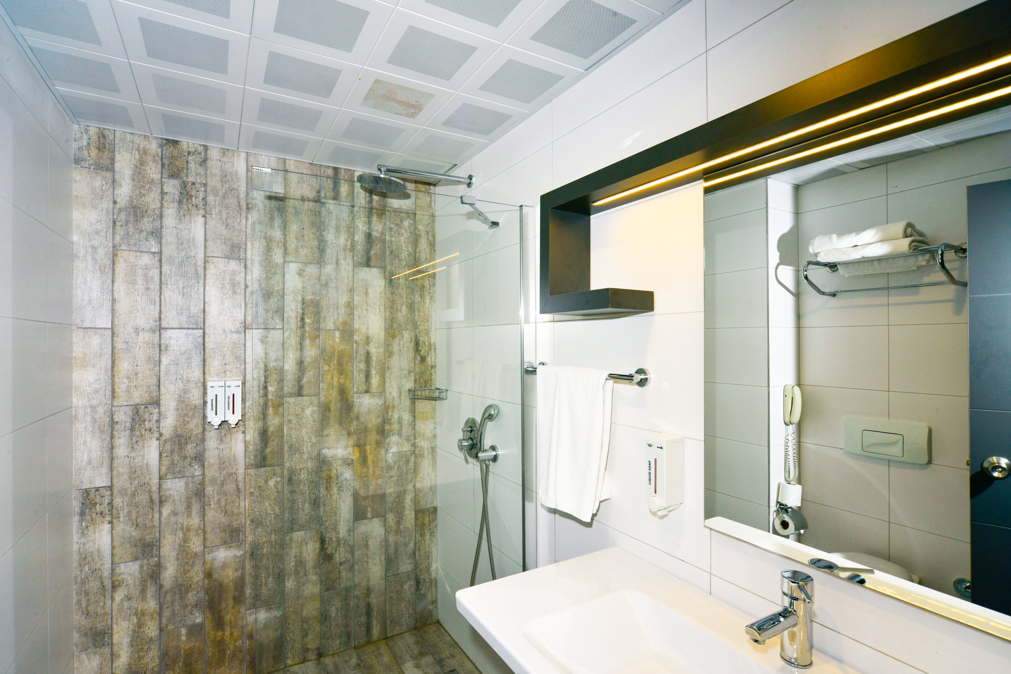 White City Beach Hotel