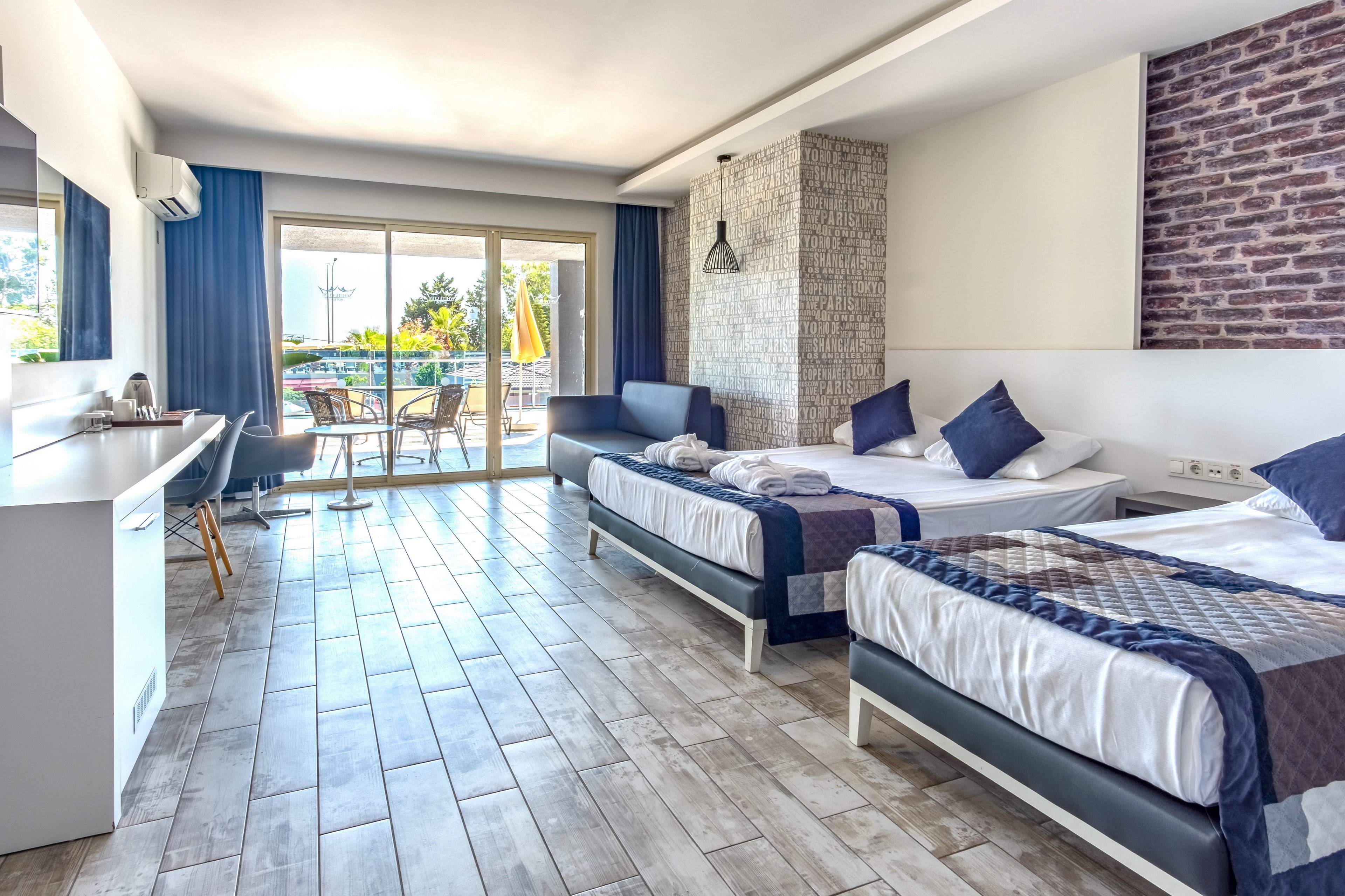 White City Beach Hotel