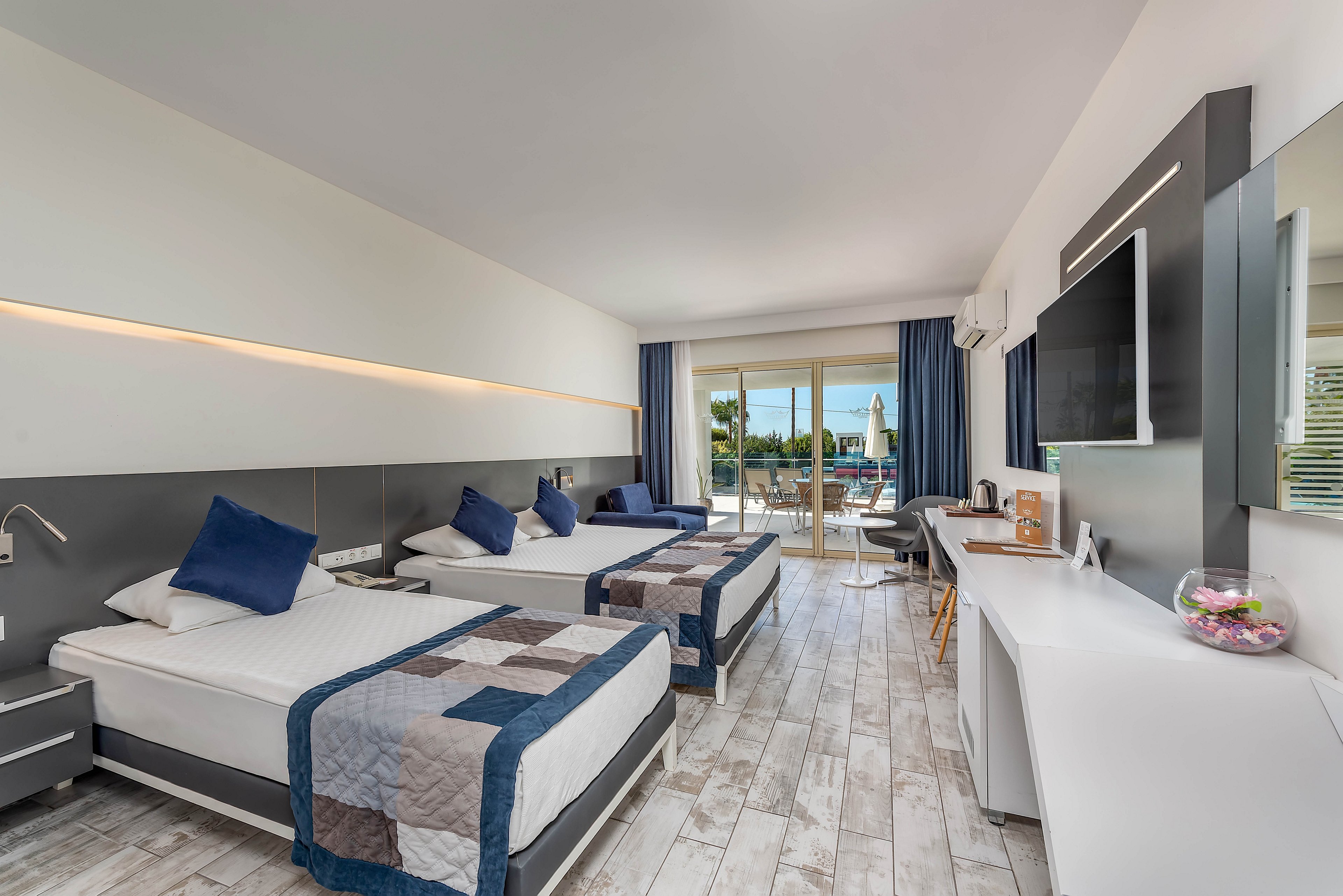 White City Beach Hotel