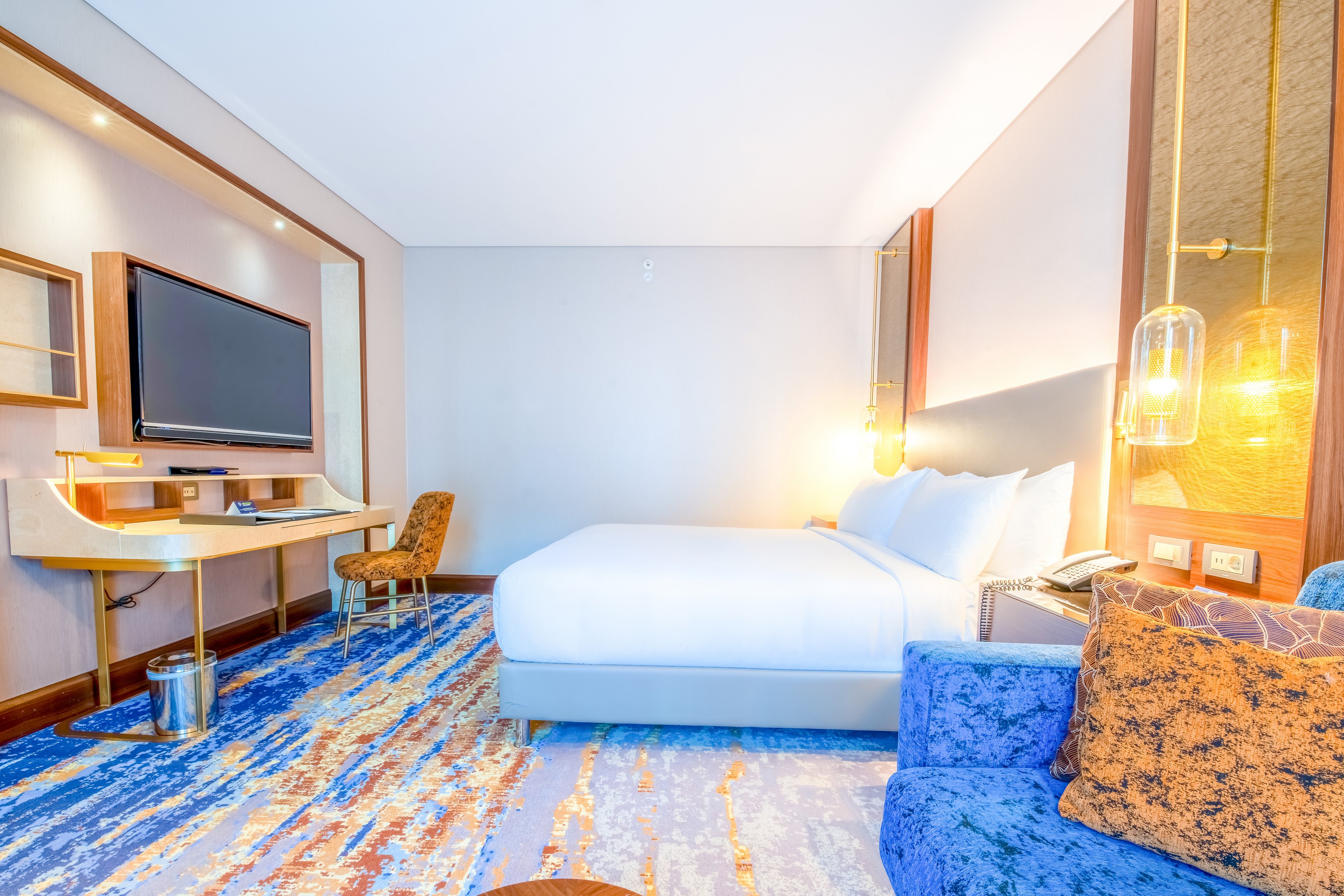 DoubleTree by Hilton Antalya City Centre