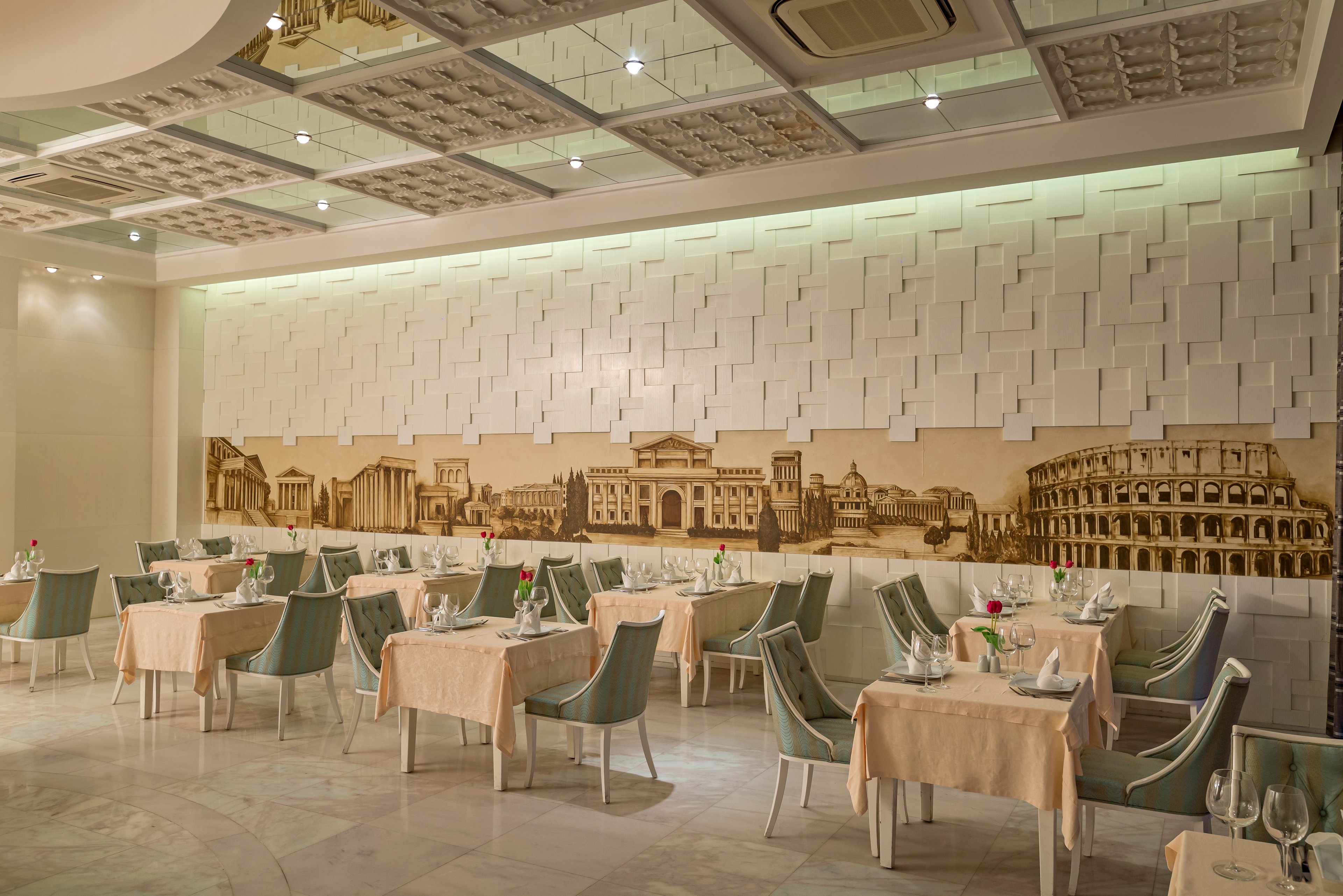 Royal Holiday Palace