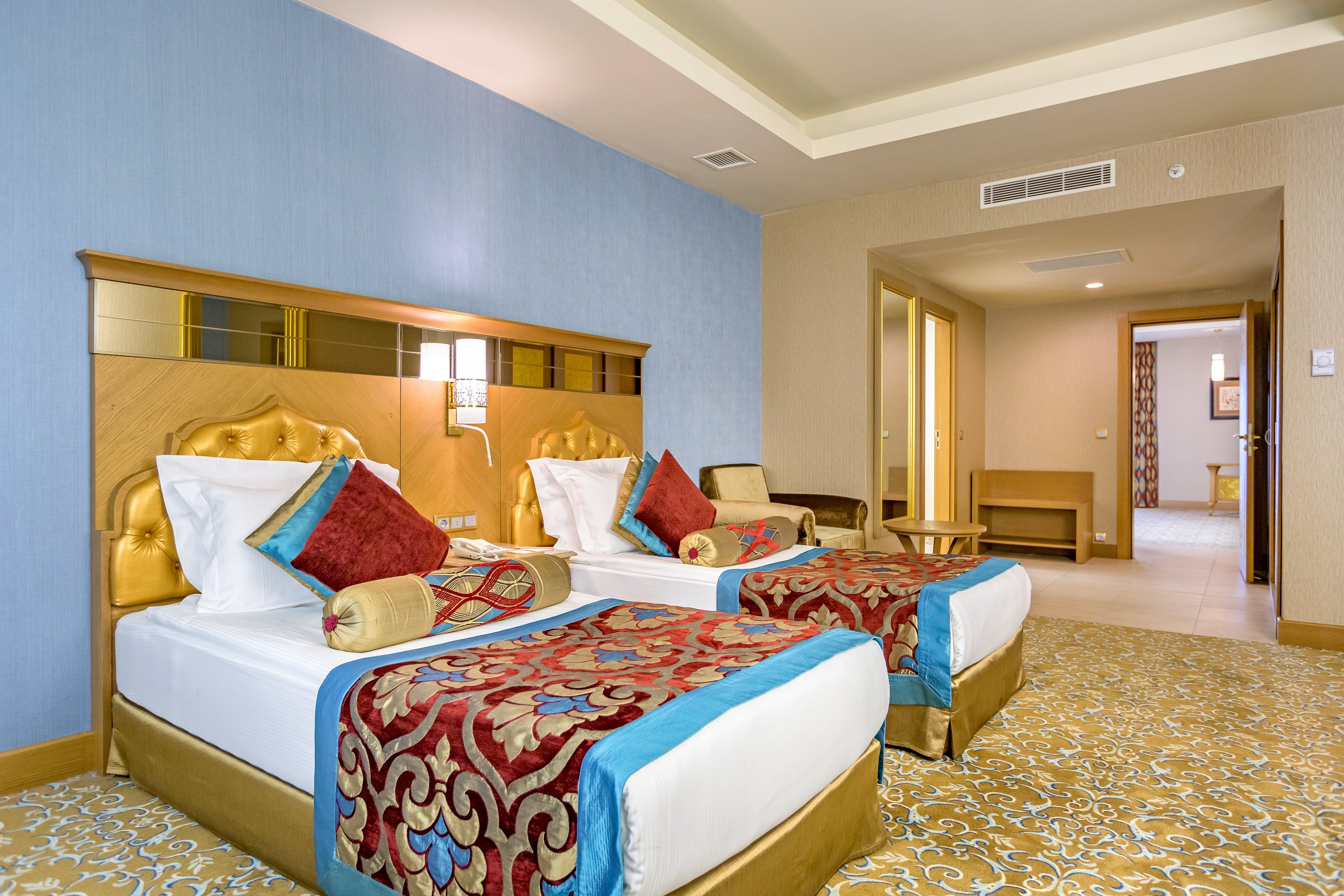 Royal Holiday Palace