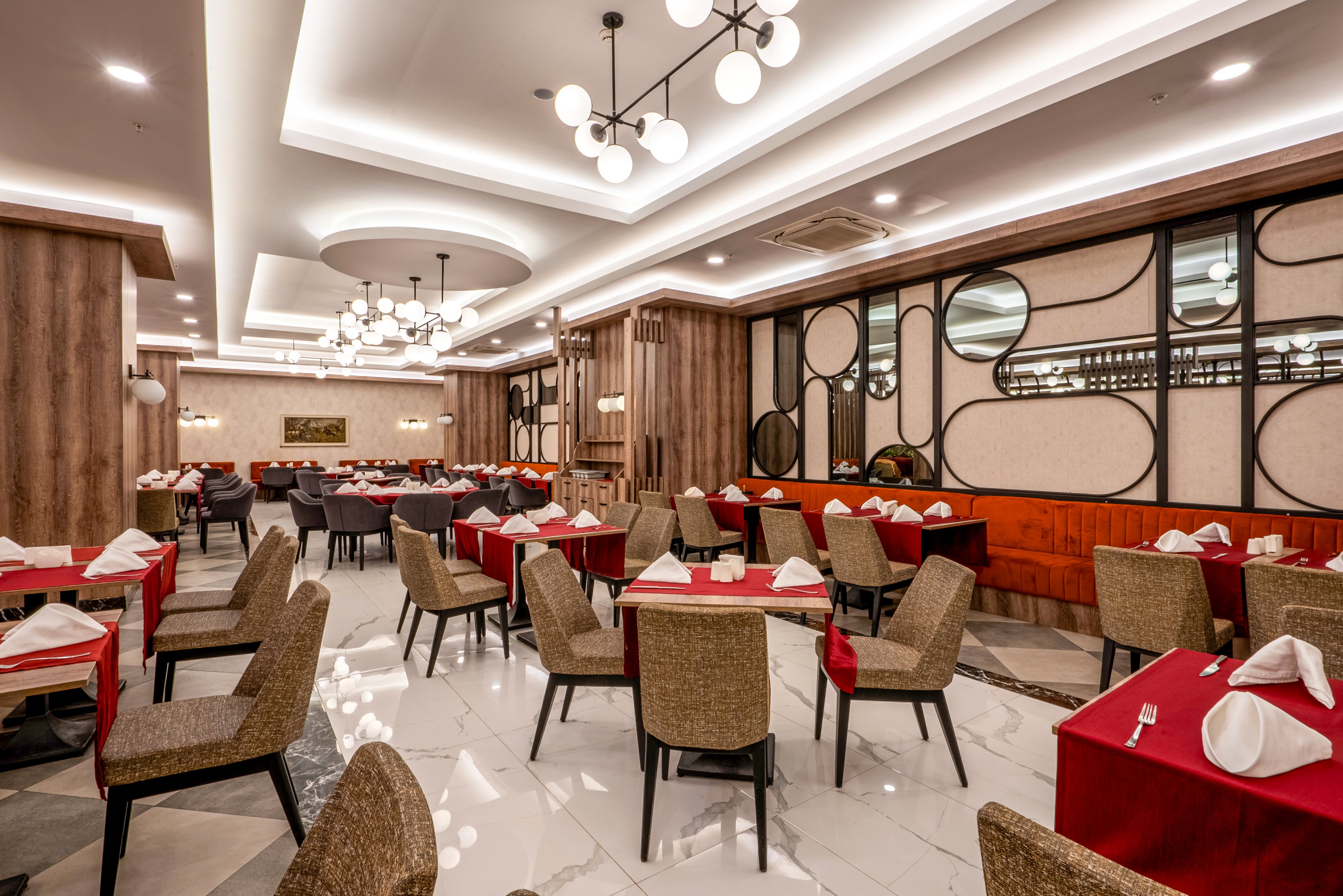 Arnor Deluxe Hotel & Spa