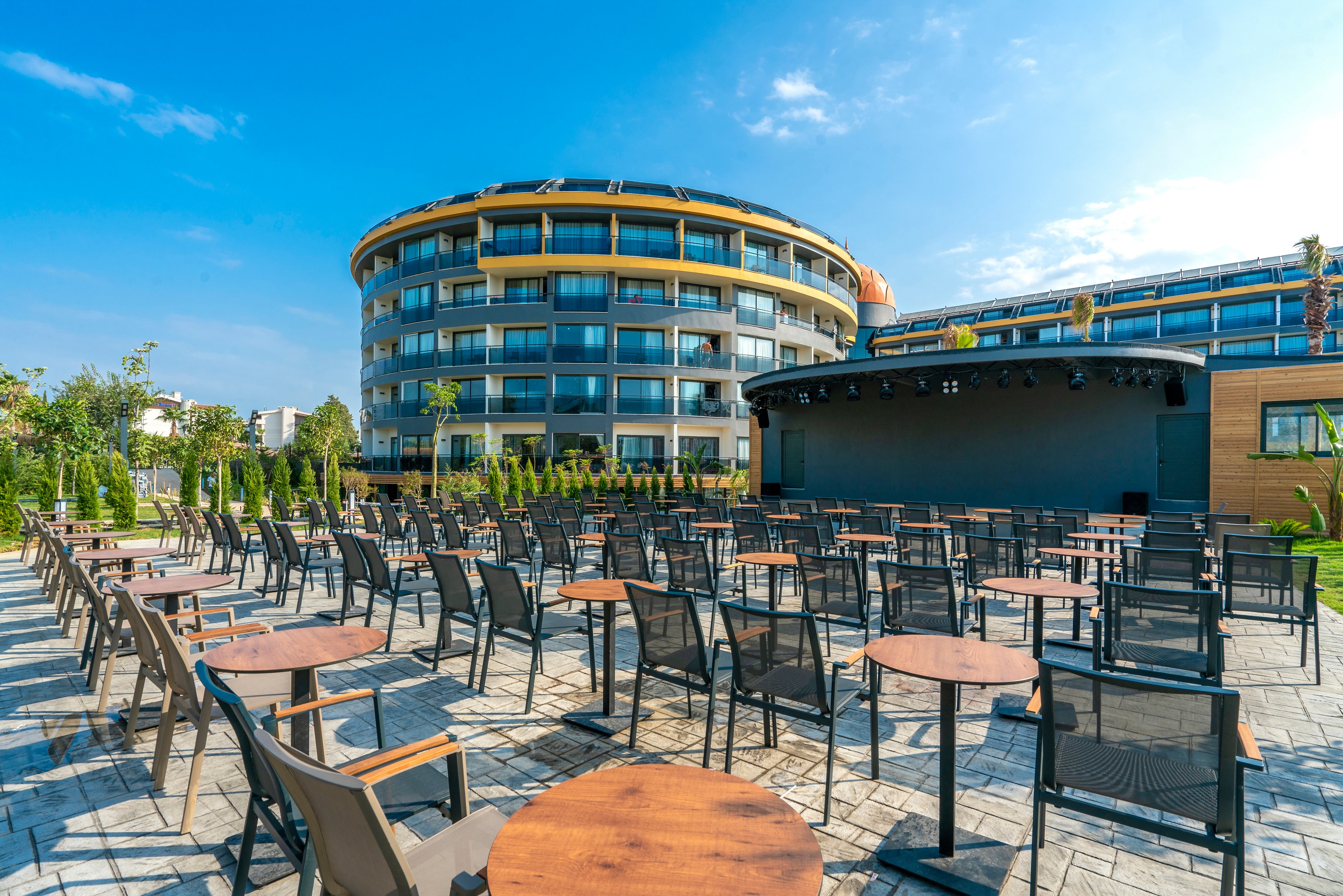 Arnor Deluxe Hotel & Spa