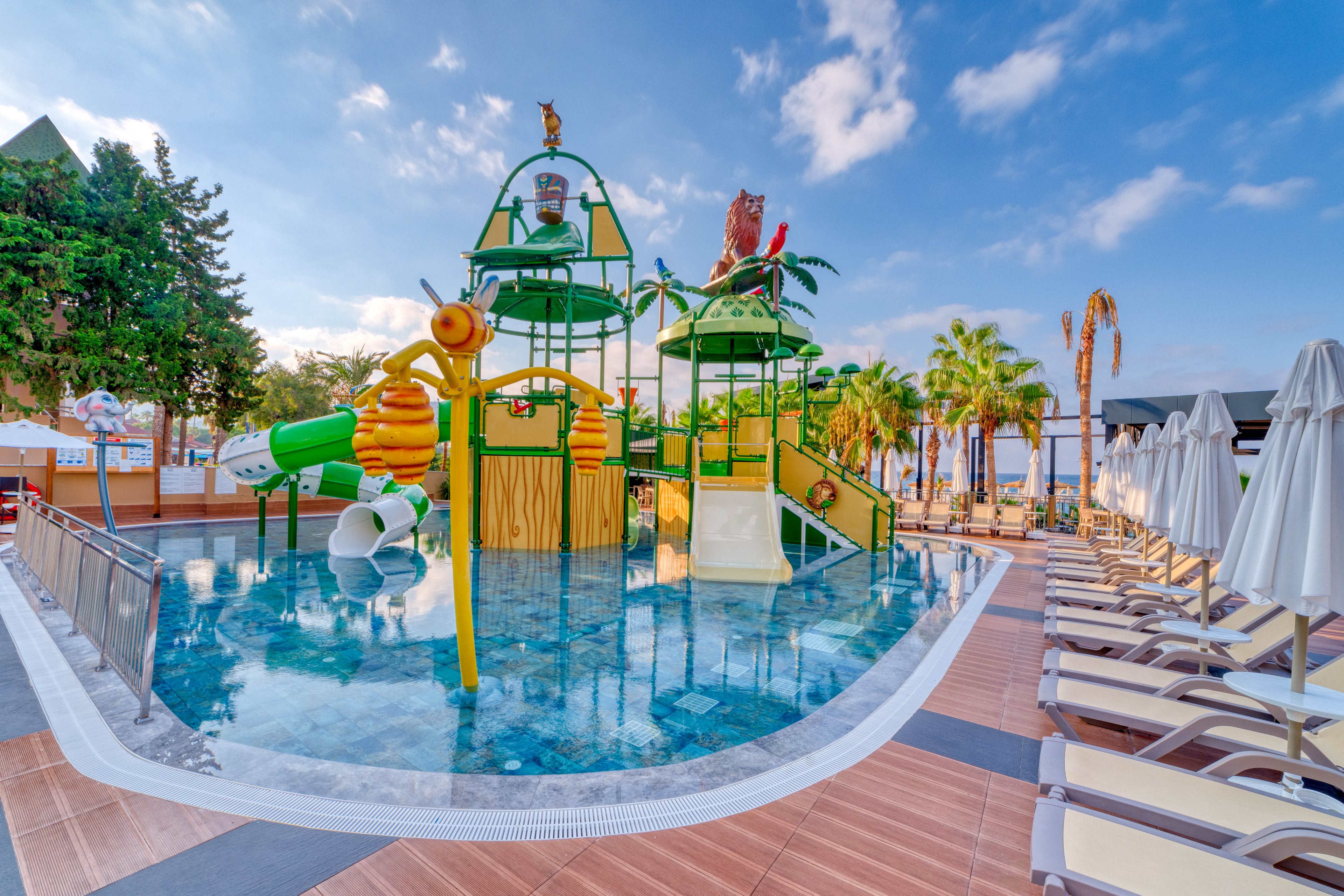 Seven Seas Palmeras Bay Hotel