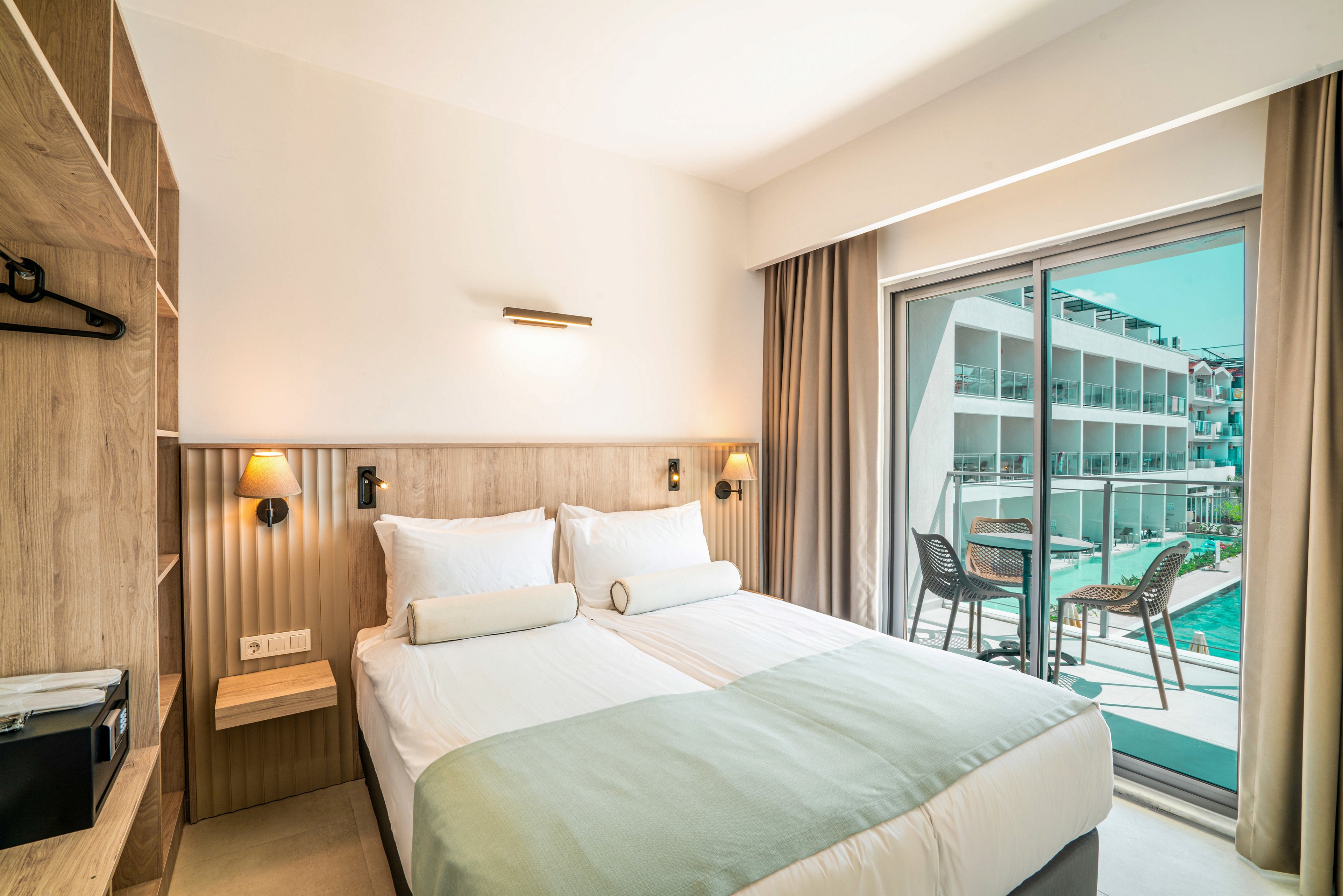 Victoria Princess Hotel