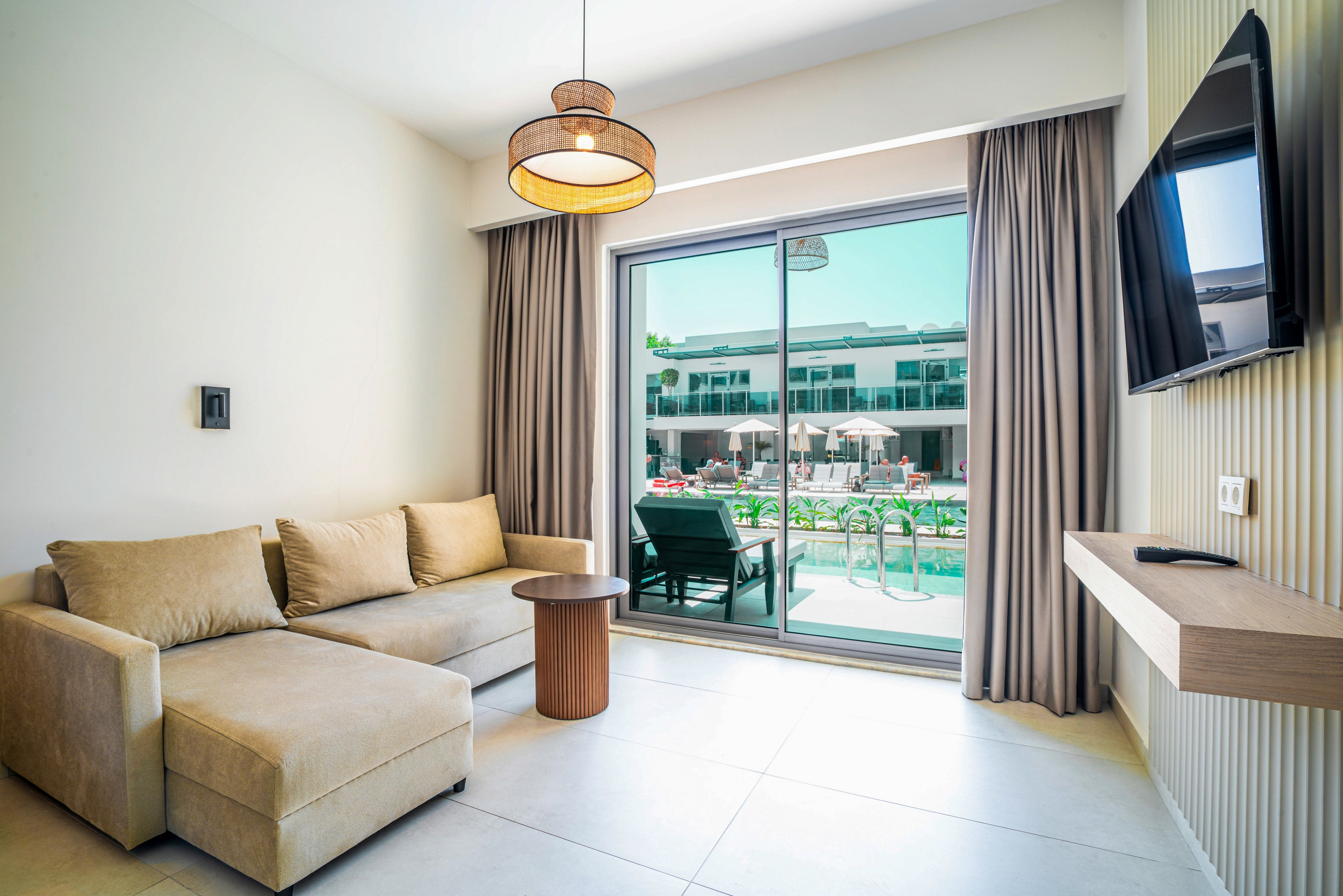 Victoria Princess Hotel