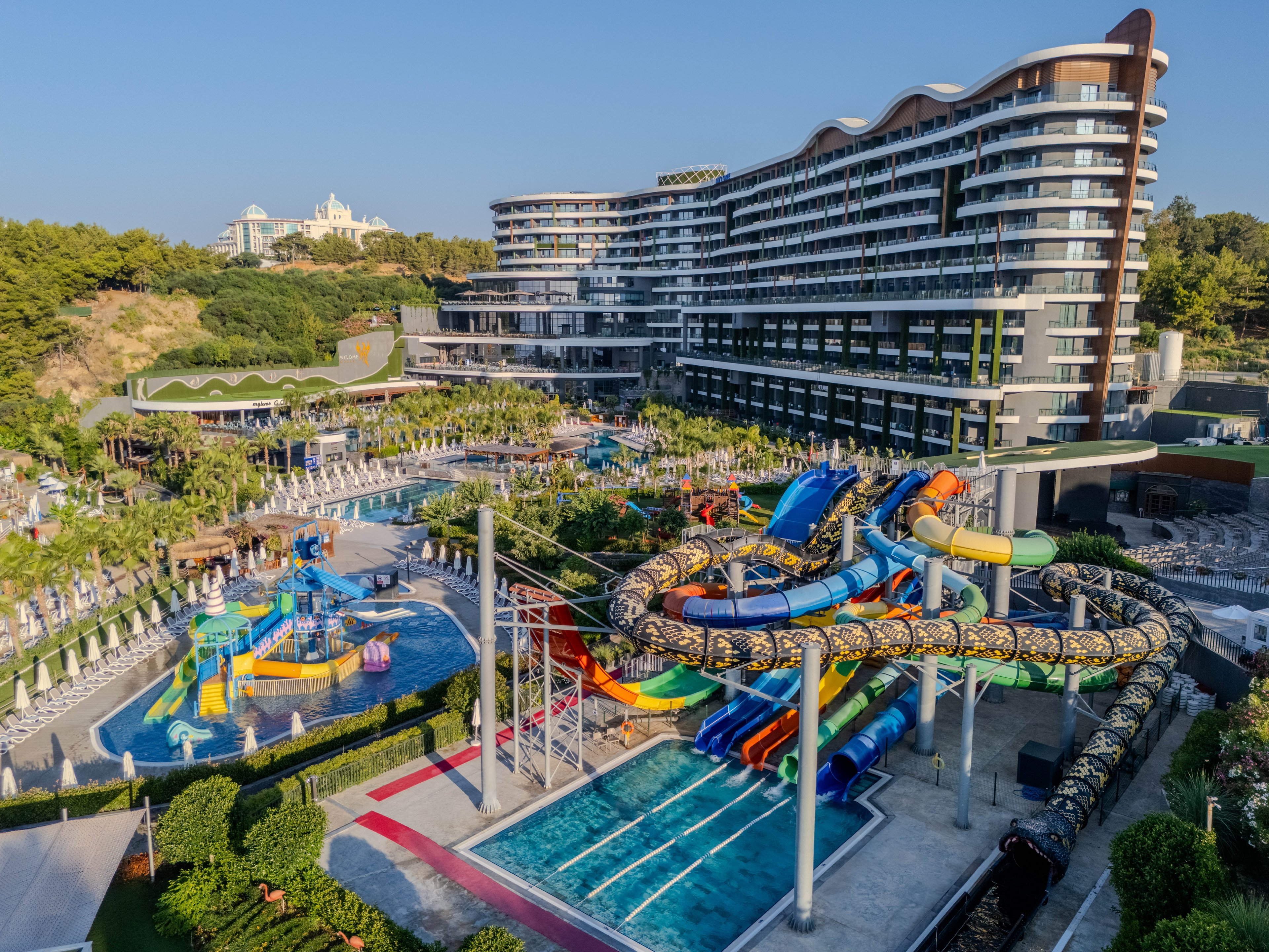 Mylome Luxury Hotel & Resort