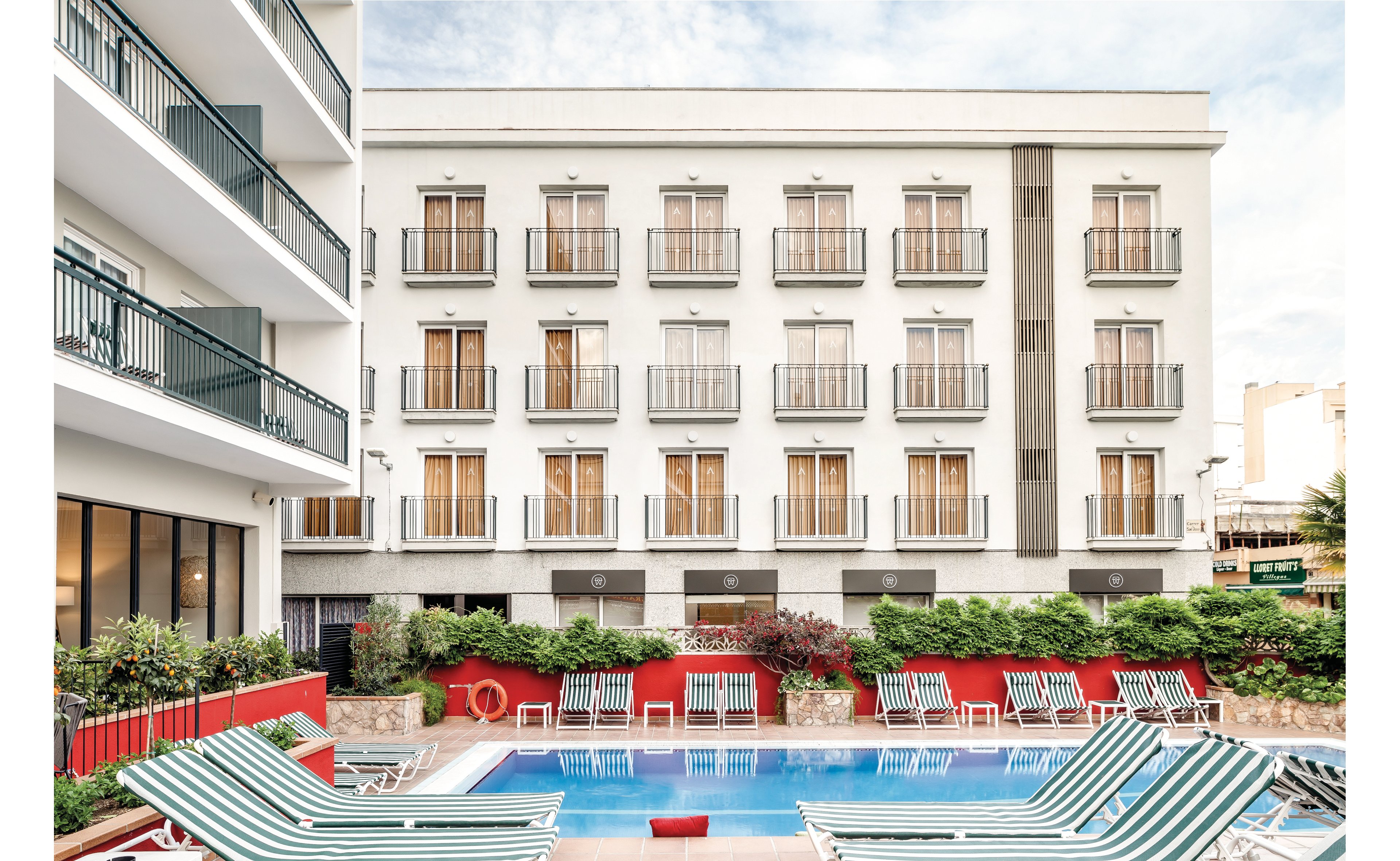 AQUA Hotel Bertran Park