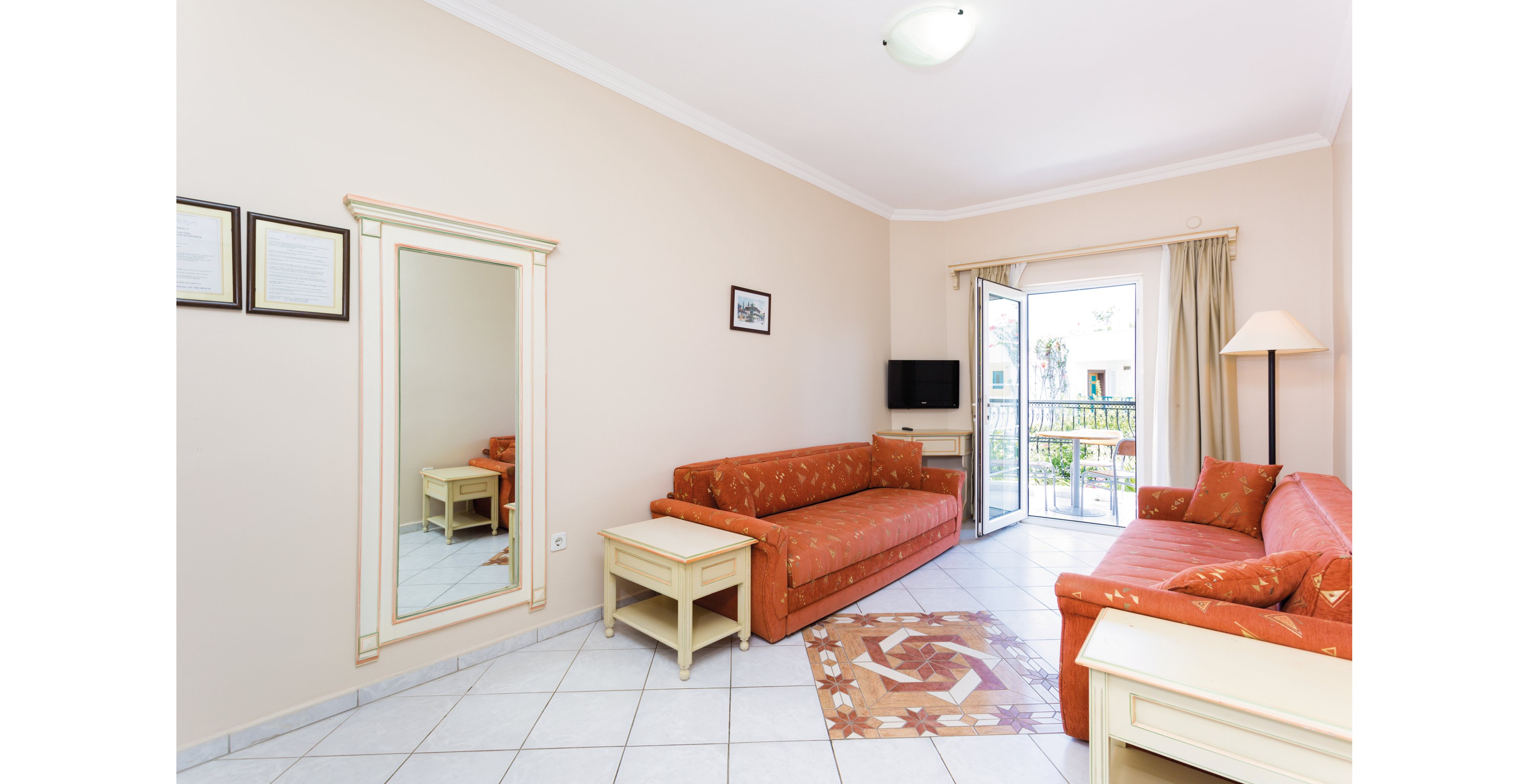 Tropicana Beach Apartments