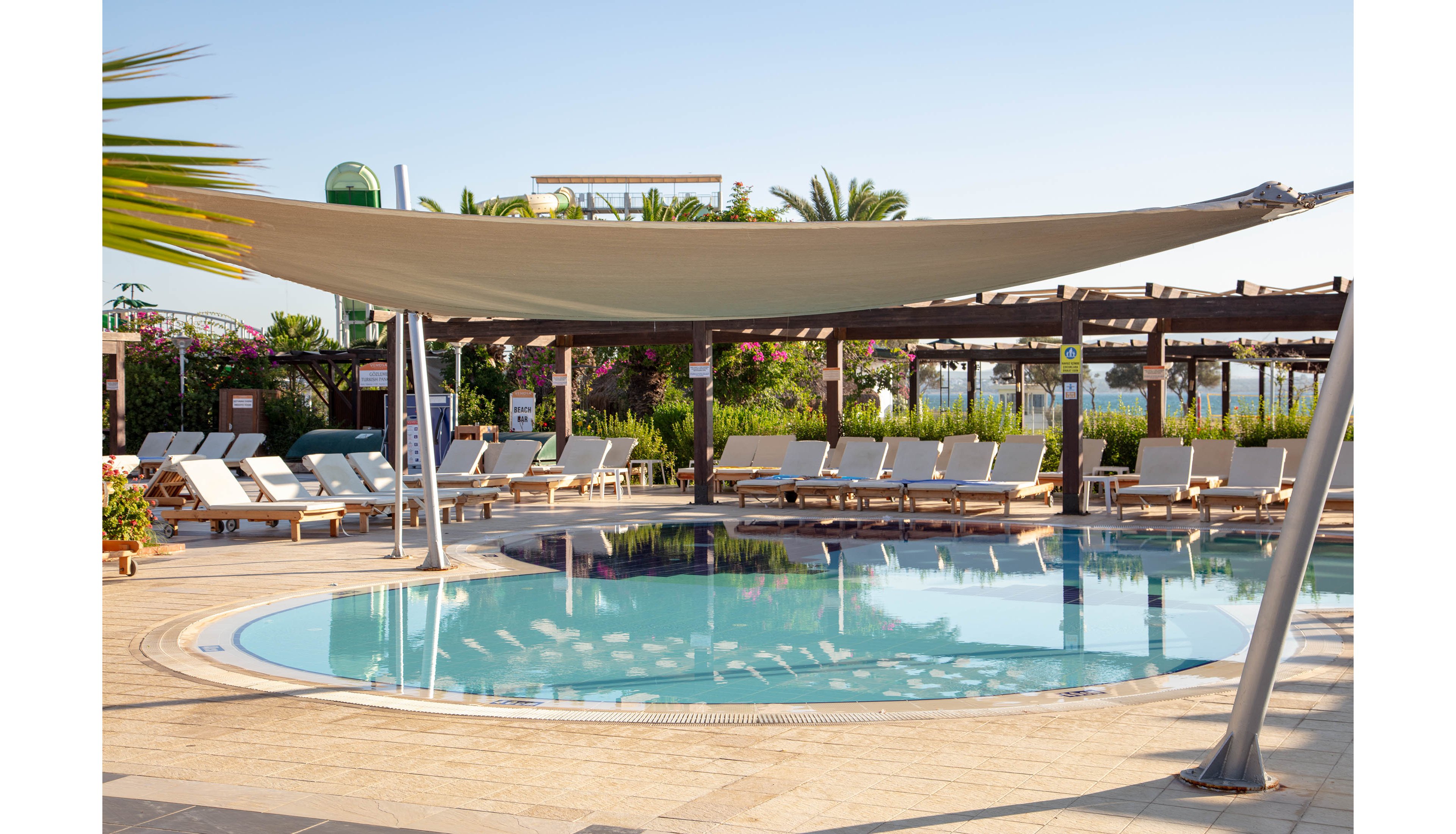 Venosa Beach Resort & Spa